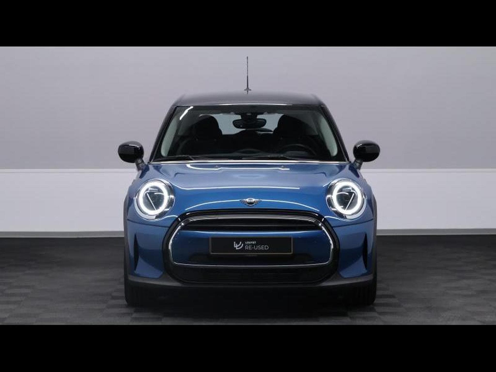 MINI Cooper 1.6 136 Hatch 5 portes Steptronic (2024) - Photo 2