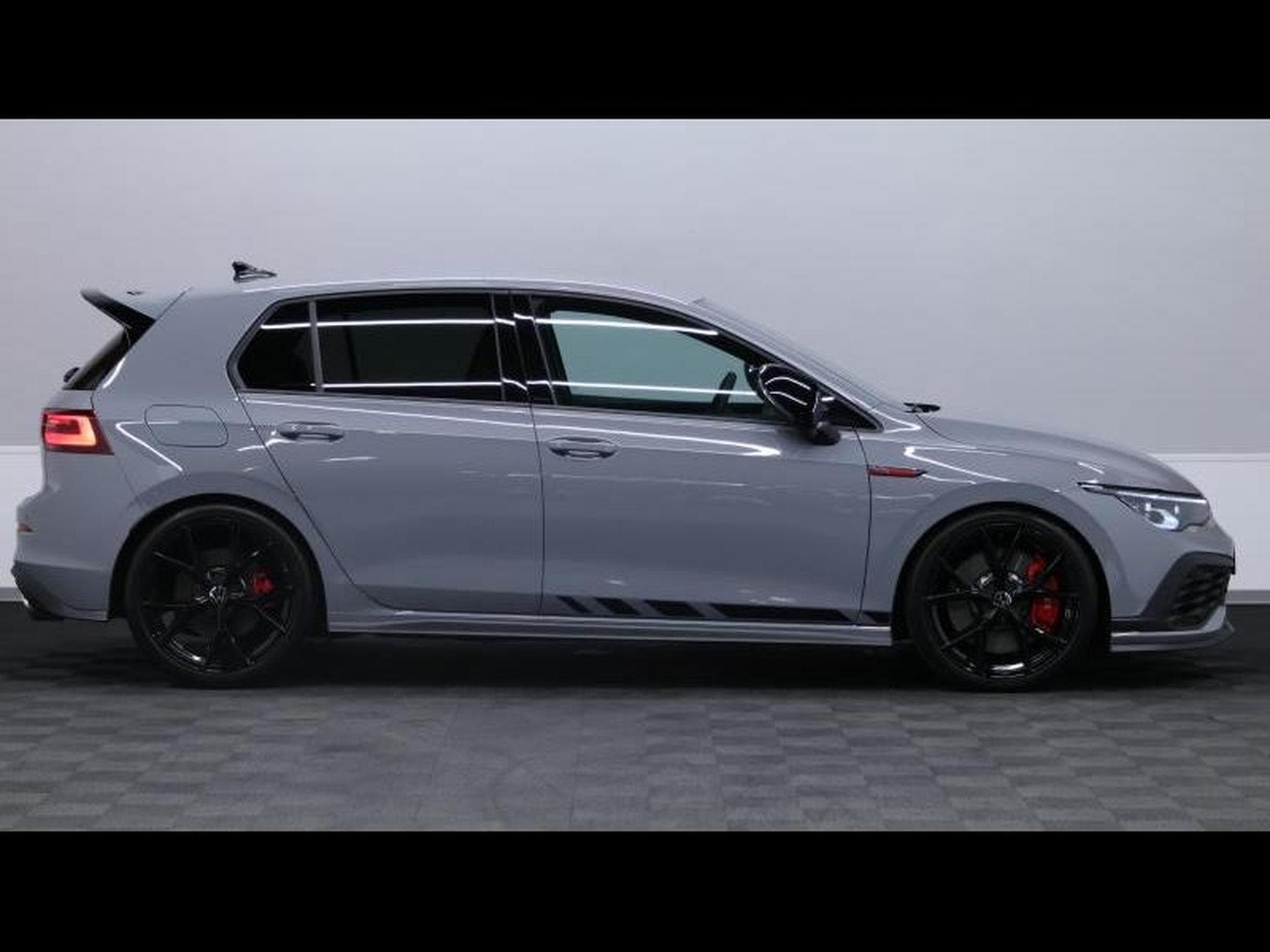VW Golf 8 Clubsport DSG7 (2023) - Photo 3