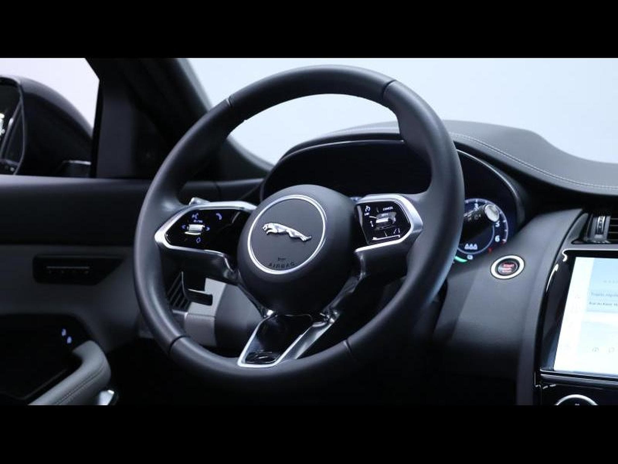 Jaguar E-Pace P300e R-Dynamic S AWD Auto (2024) - Photo 16