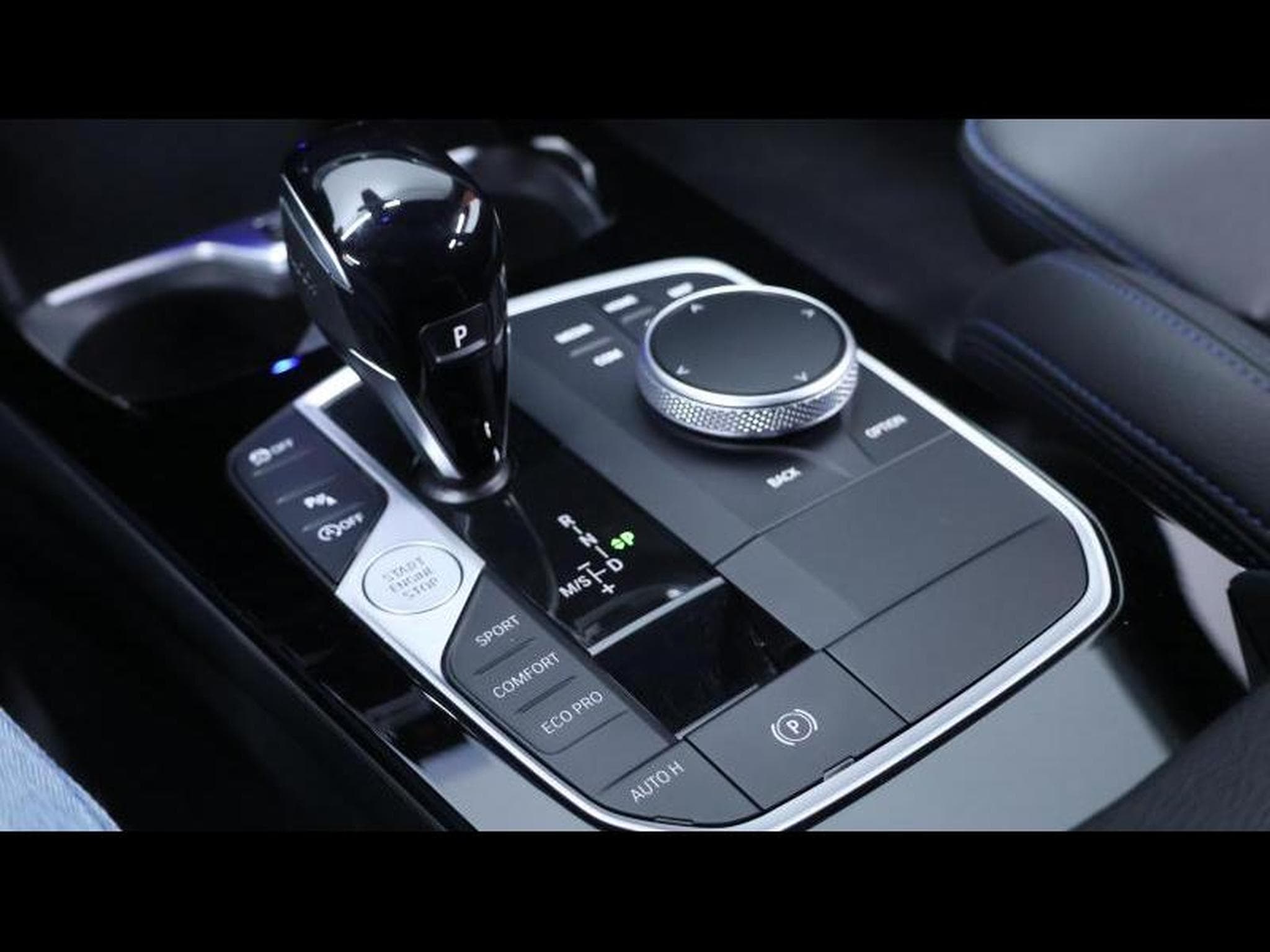 BMW 118 i hatch M Sport Steptronic (2024) - Photo 19