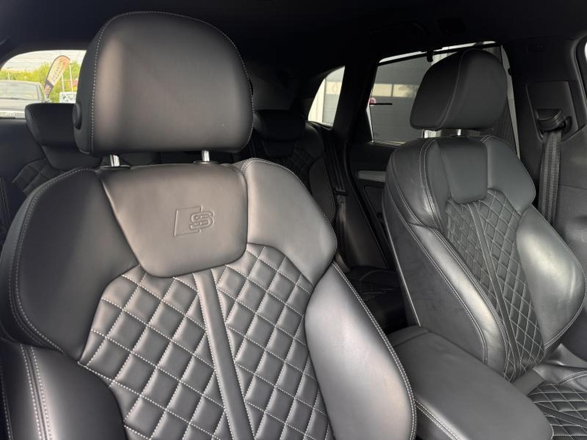 Audi Q5 Q5 55 TFSI E S LINE (2020) - Foto 10