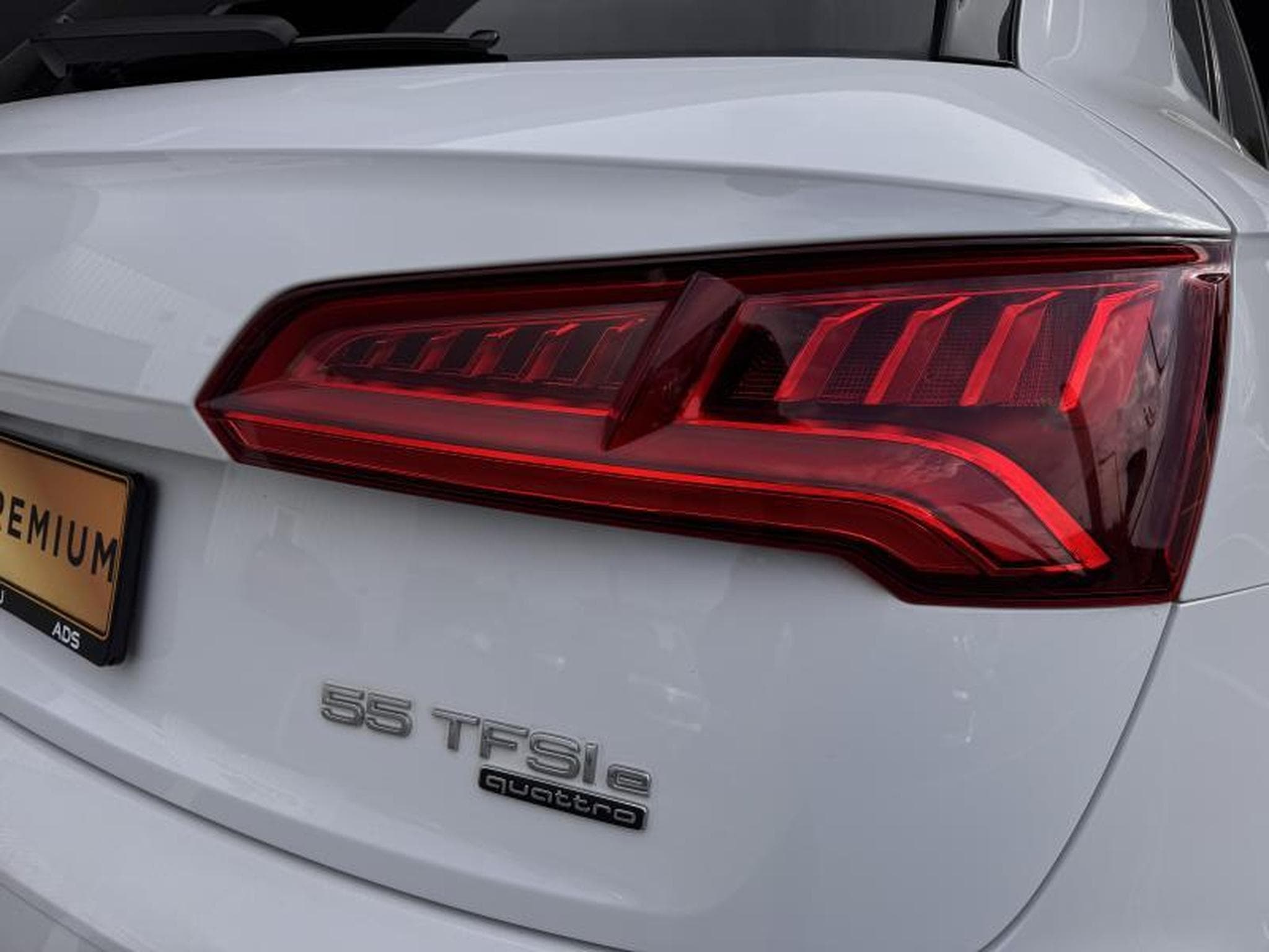 Audi Q5 Q5 55 TFSI E S LINE (2020) - Foto 15