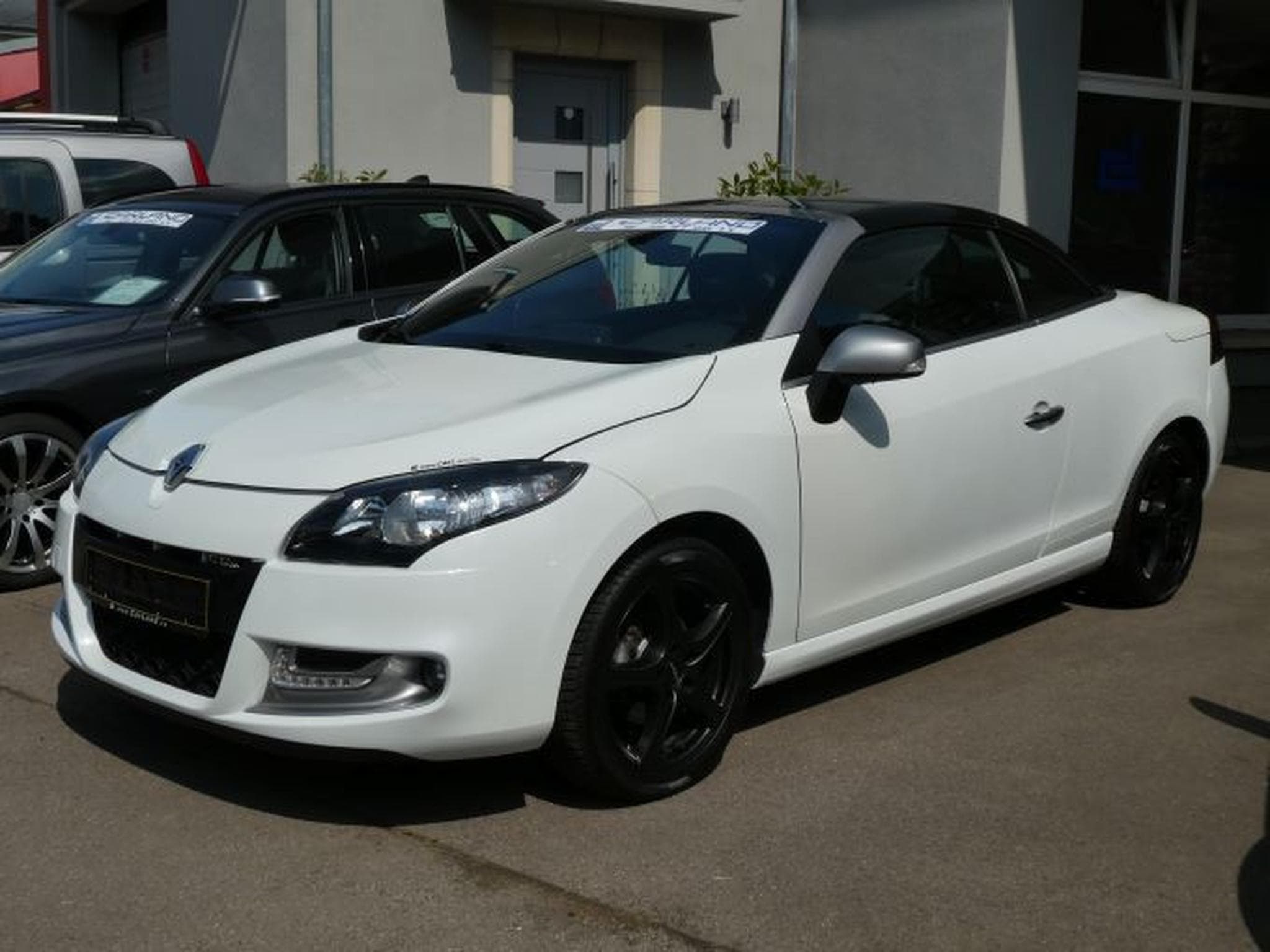 Renault Megane TCE GT-Line Sport Cabrio (2013) - Photo 2