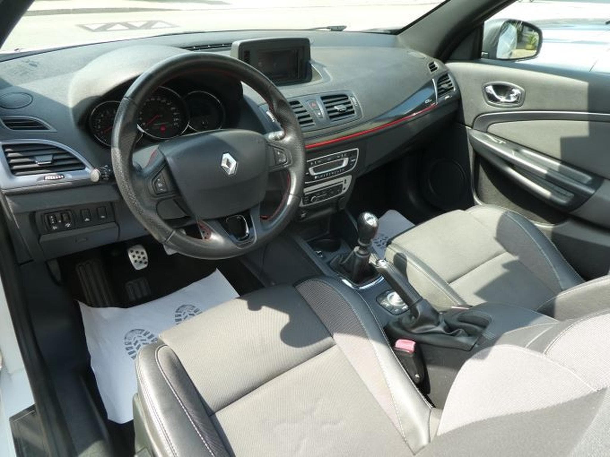 Renault Megane TCE GT-Line Sport Cabrio (2013) - Photo 5