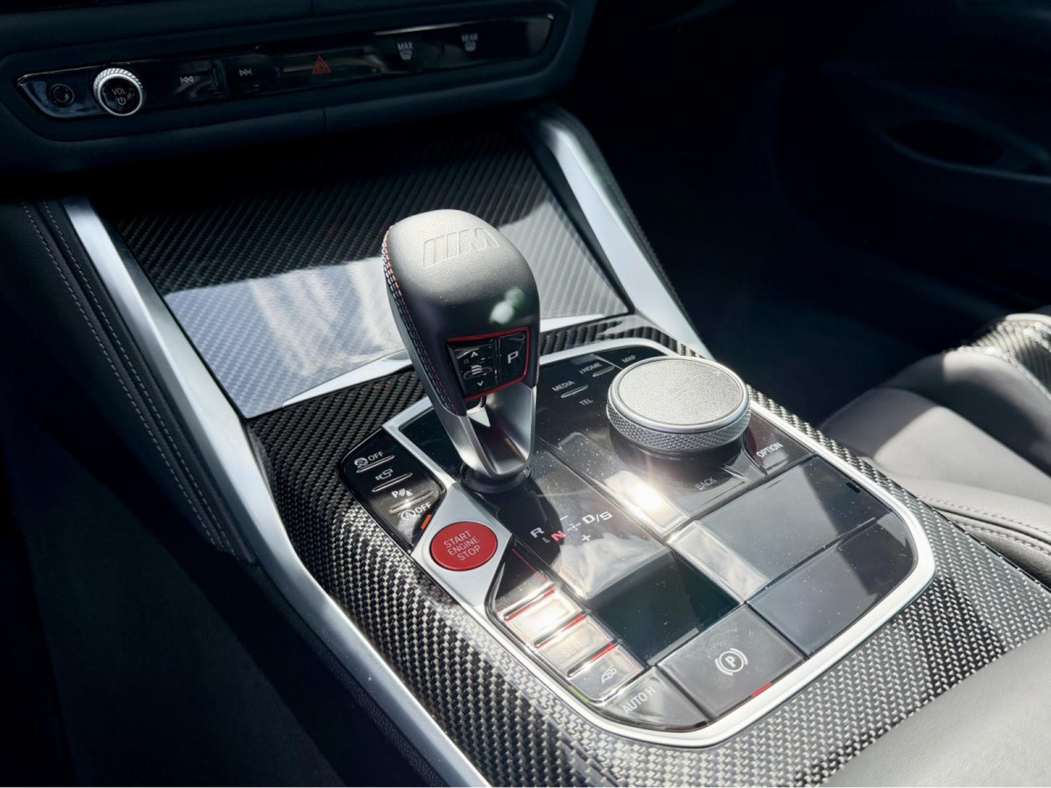 BMW M4 COMPETITION NEW MODEL SCHALENSITZE CARBON PACK LASER FULL OP (2025) - Photo 7