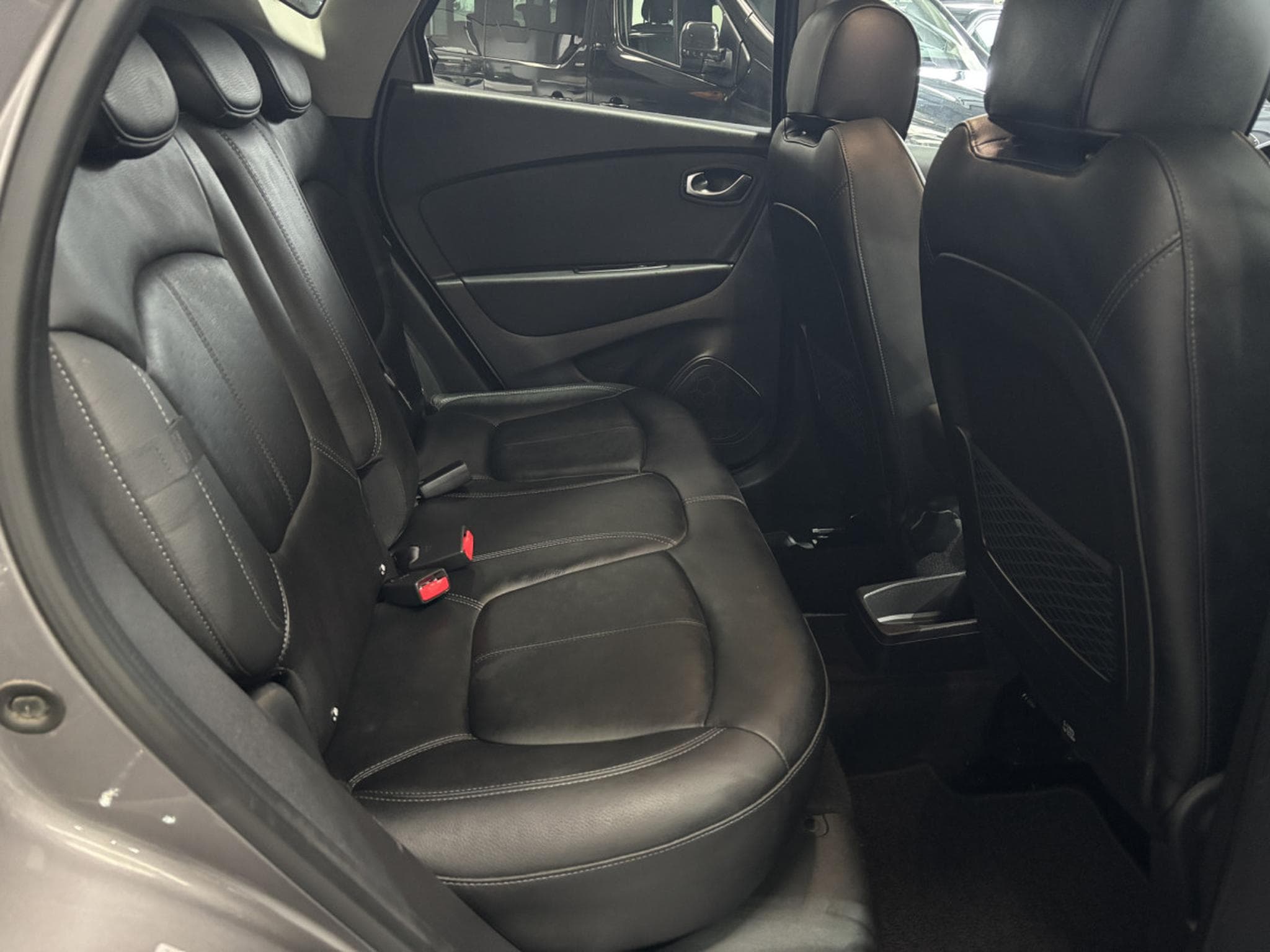Renault Captur TCe 90ch INTENS (2019) - Photo 12