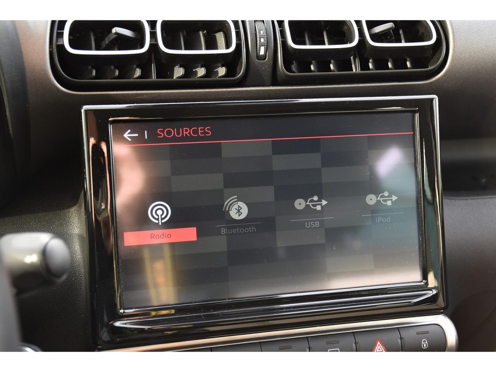 Citroën C3 Aircross 1.2 PureTech 110 REGUL GPS LANE GRIP 1° MAIN (2024) - Foto 11