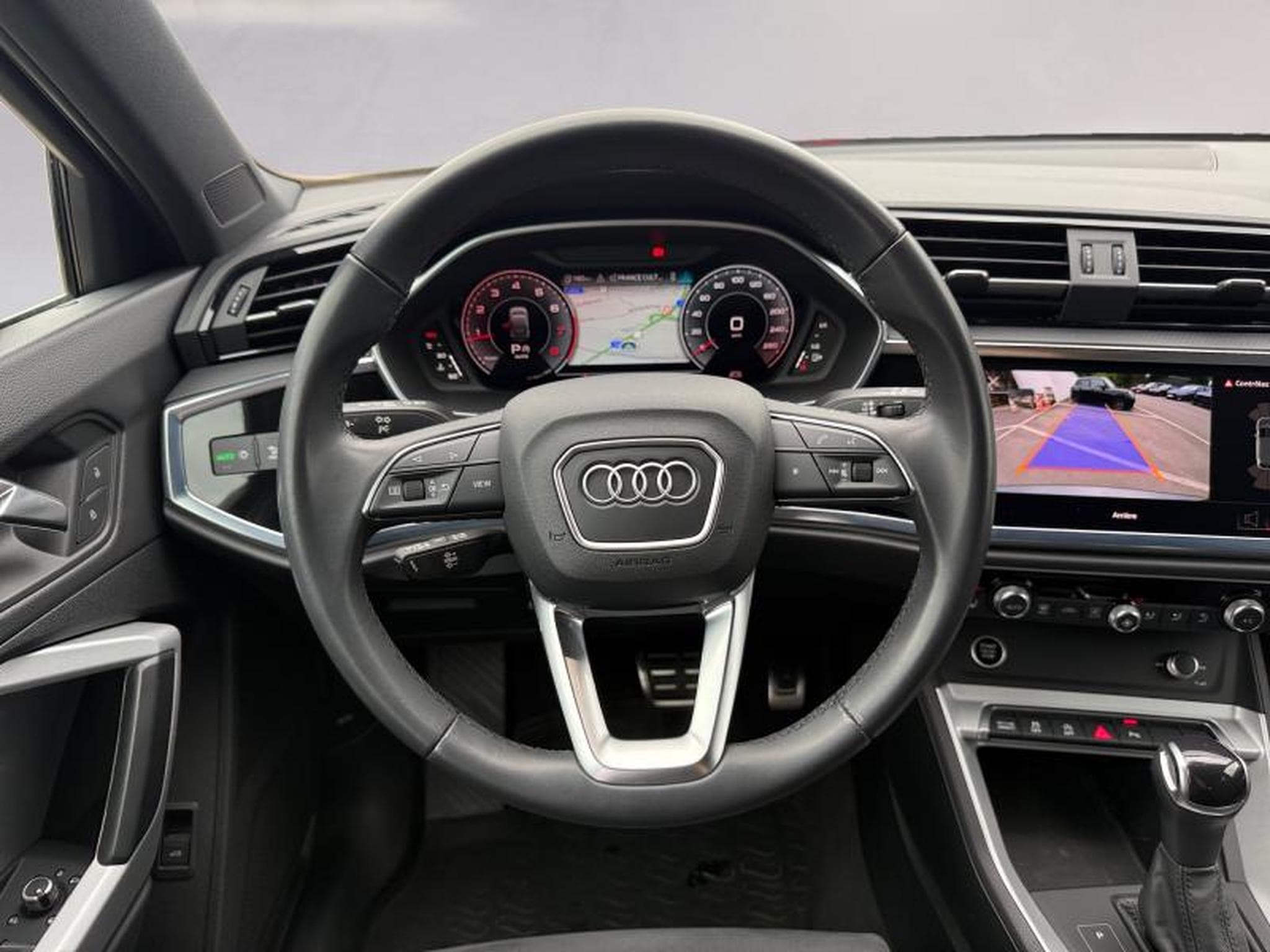 Audi Q3 Q3 SportBack S-LINE (2023) - Photo 15