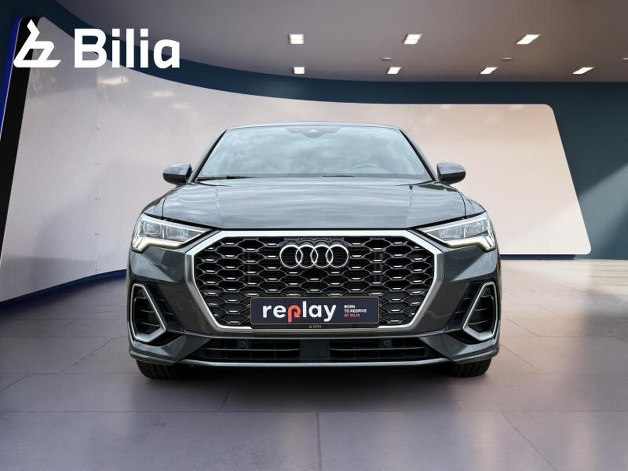 Audi Q3 Q3 SportBack S-LINE (2023) - Photo 2