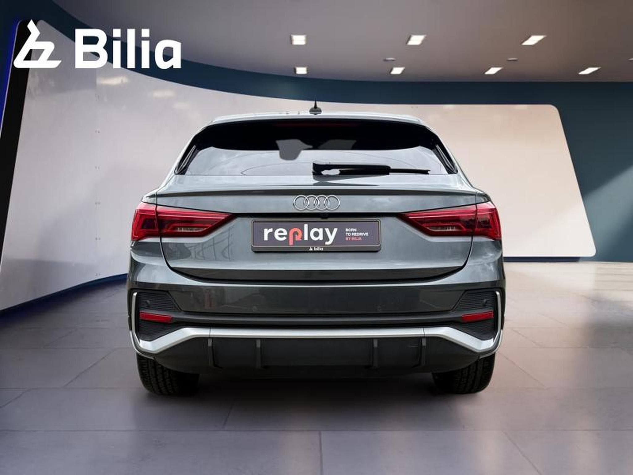 Audi Q3 Q3 SportBack S-LINE (2023) - Photo 4