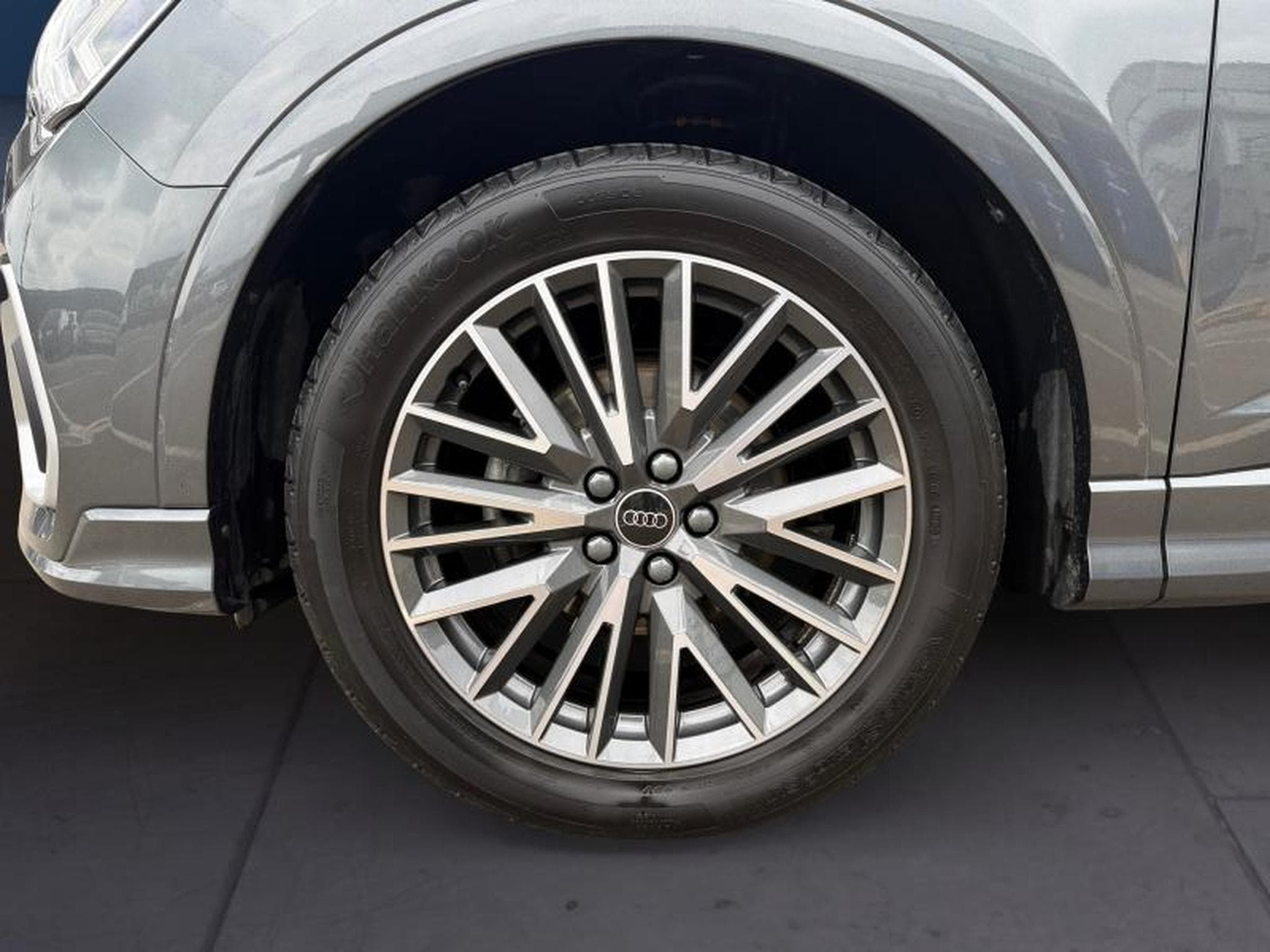 Audi Q3 Q3 SportBack S-LINE (2023) - Photo 8