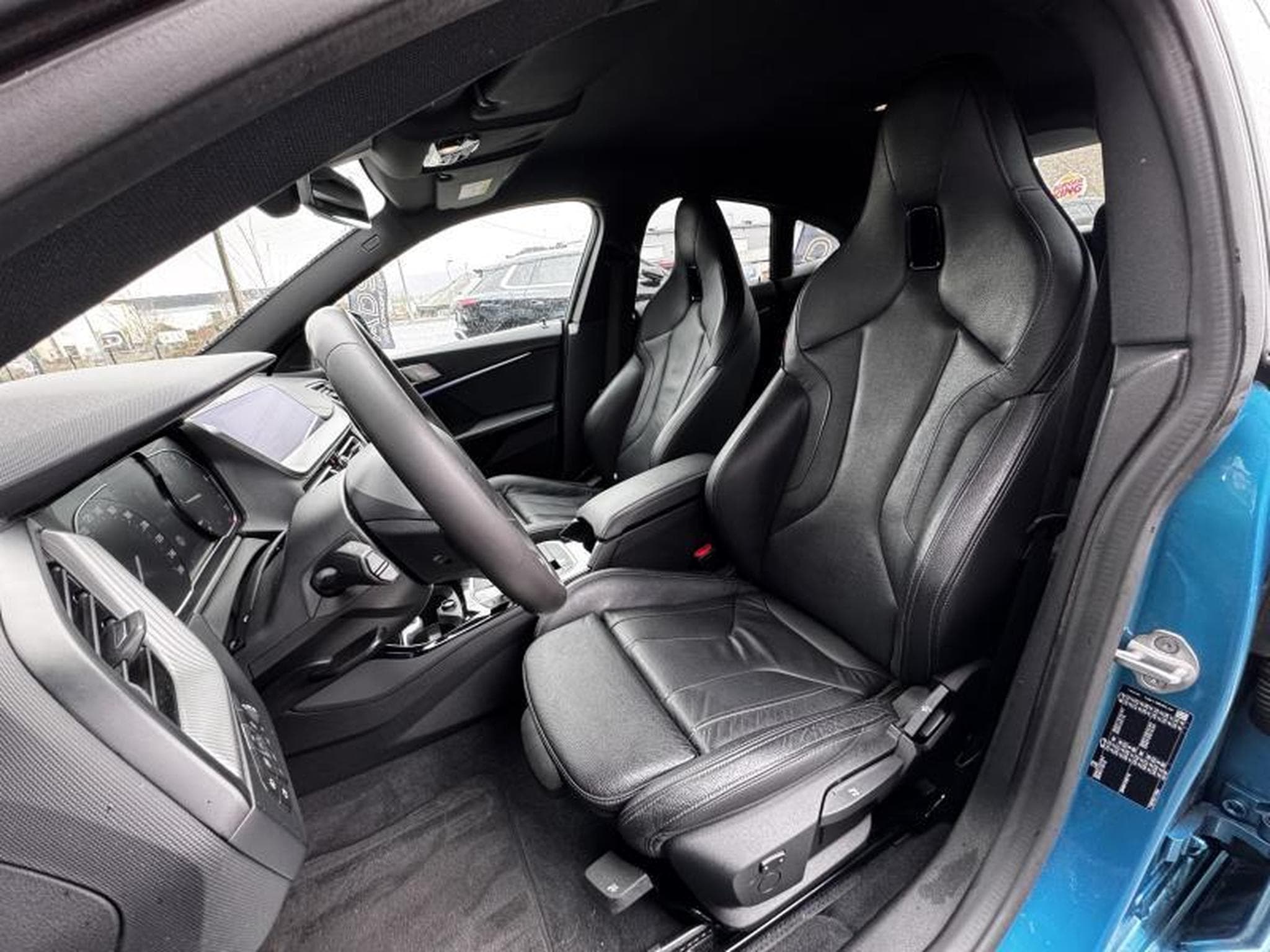 BMW 218 Pack M grd coupé 1.5L 140CV (2020) - Photo 6