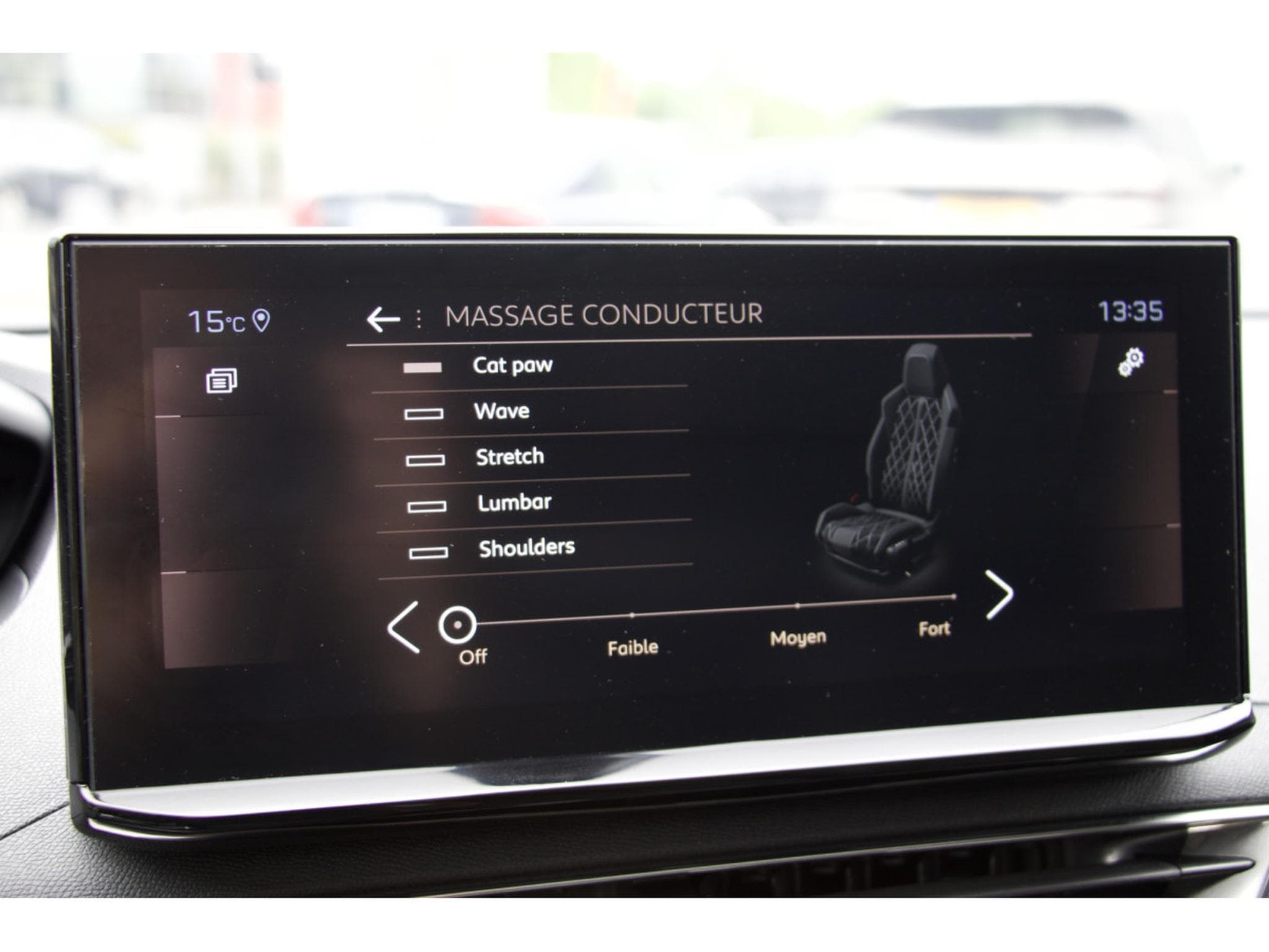 Peugeot 3008 BlueHDi GT AHK ACC Massage Pano. Focal 360° (2024) - Photo 12