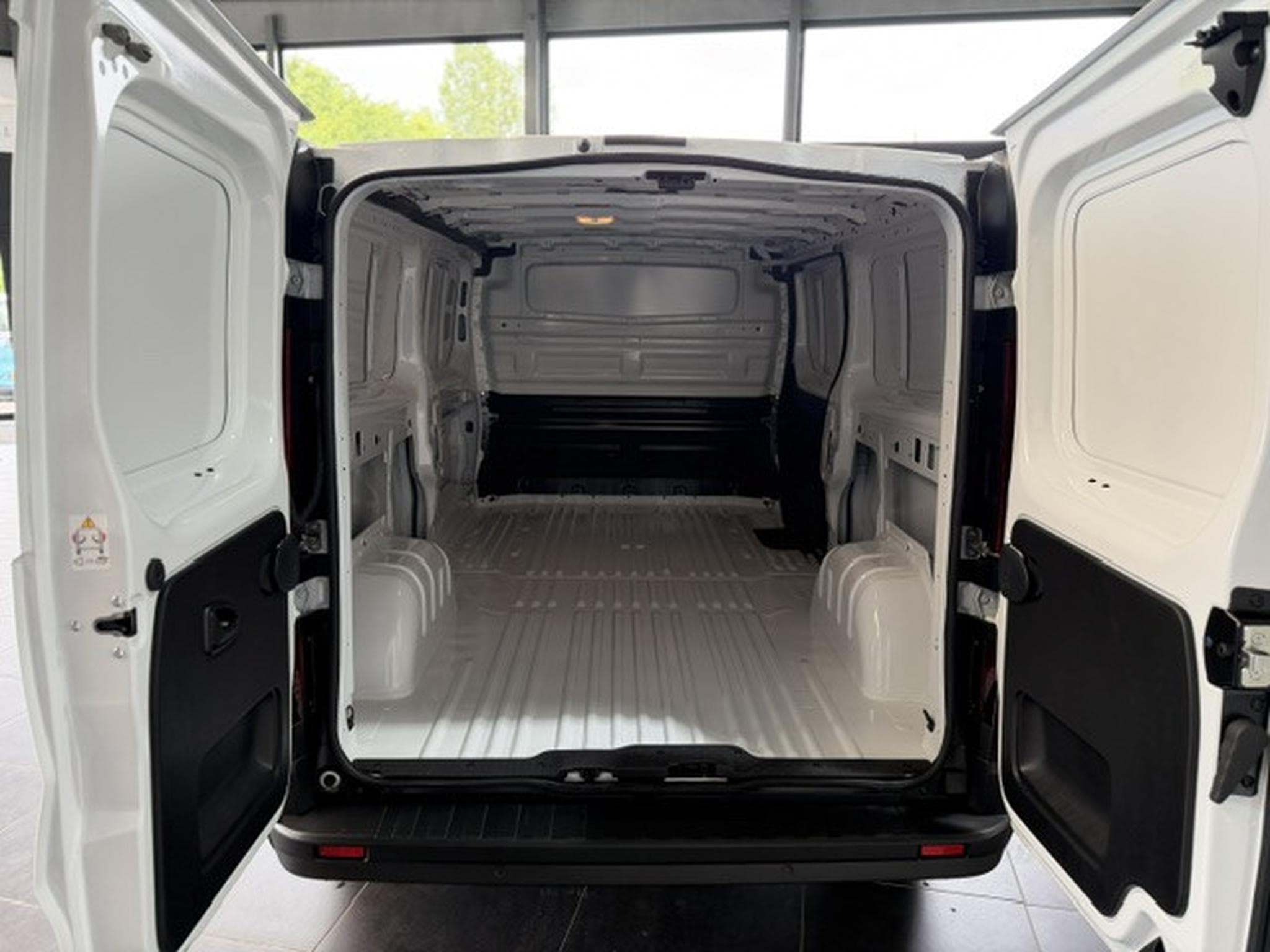 Renault Trafic ADVANCE L2H1 3T0 DCI 150 EDC (2025) - Photo 7
