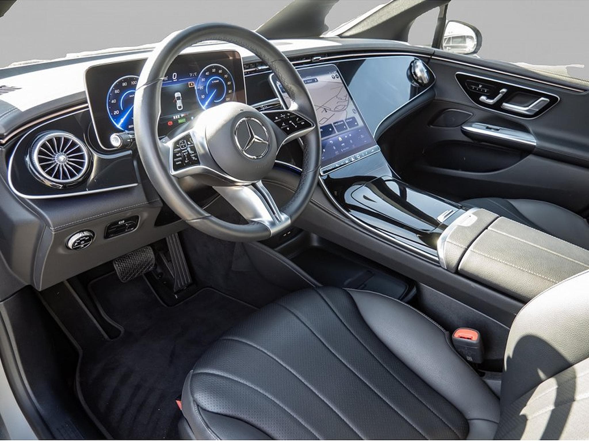Mercedes EQ (2024) - Photo 5