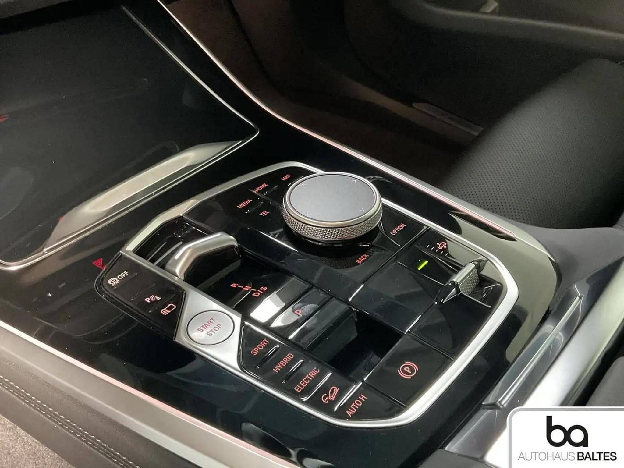 BMW X5 (2025) - Photo 10