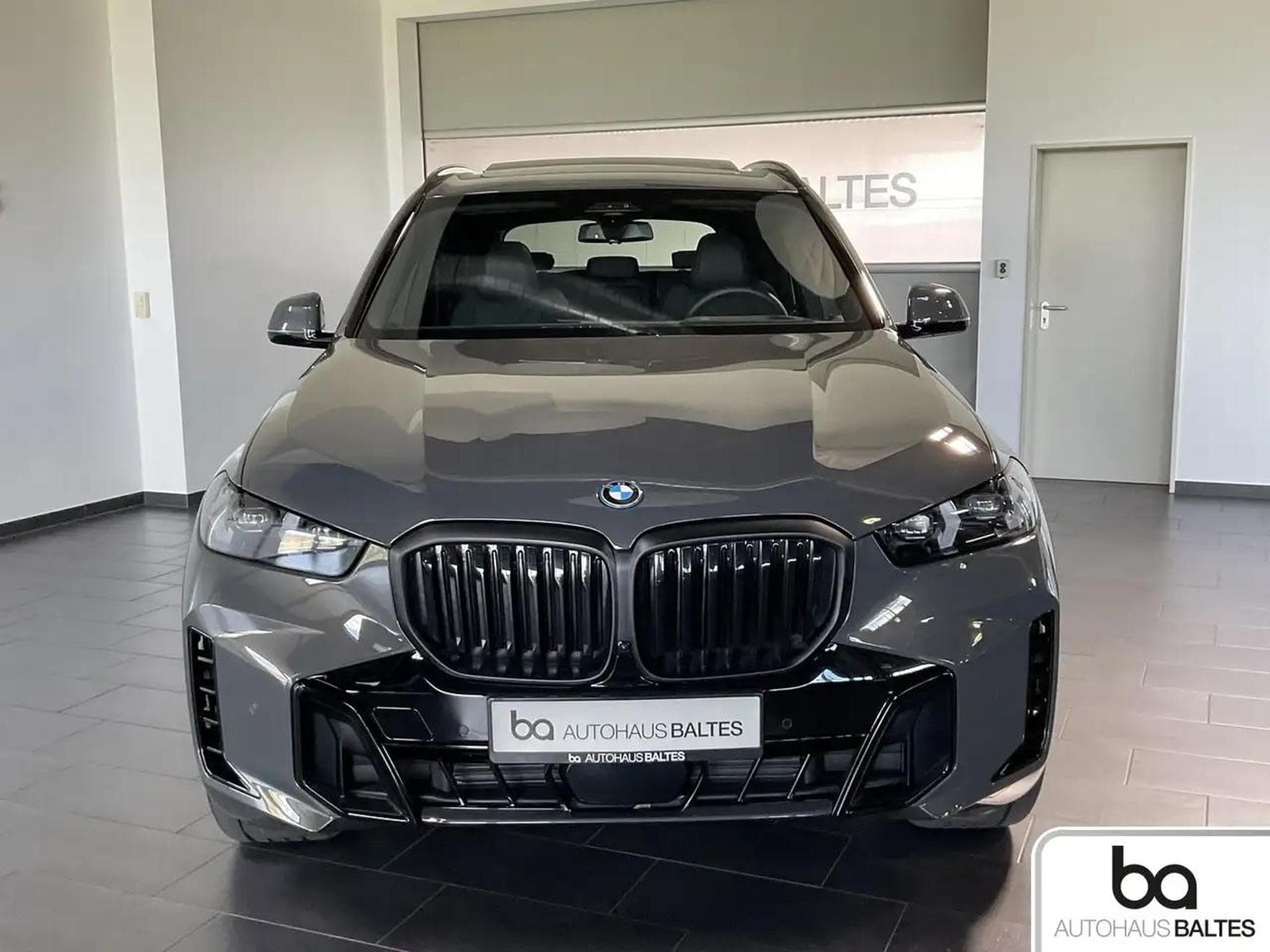 BMW X5 (2025) - Photo 2