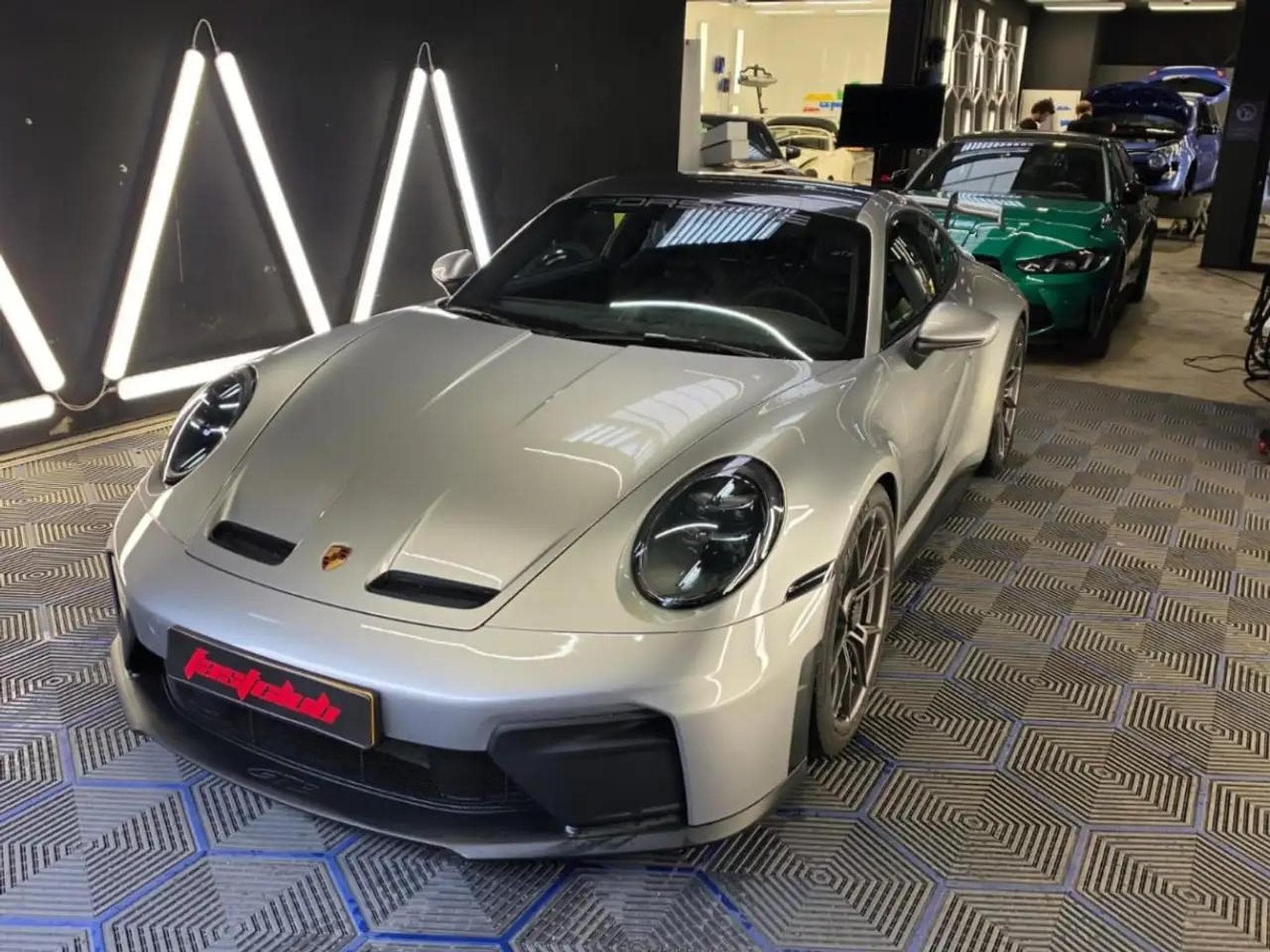 Porsche 911 (2025) - Photo 1