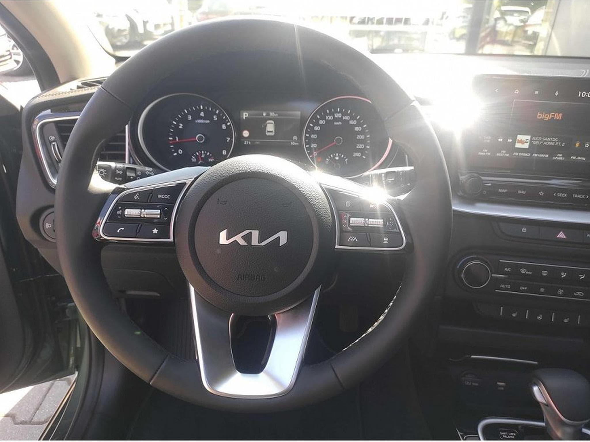 Kia Ceed (2022) - Photo 10