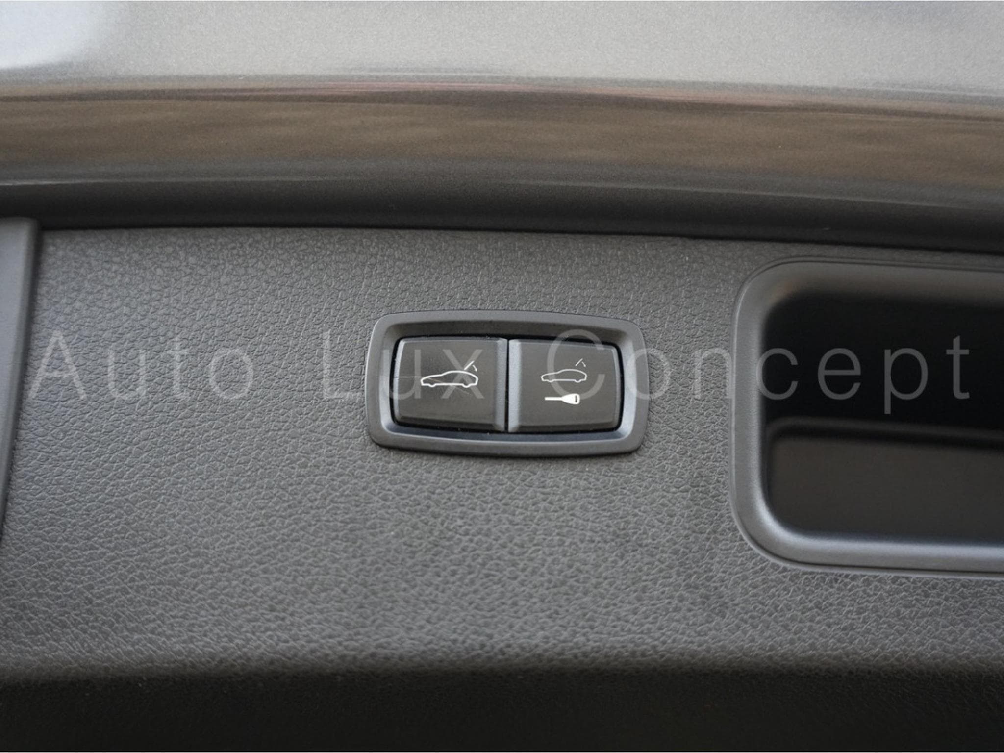 Porsche Macan Turbo (2015) - Photo 24