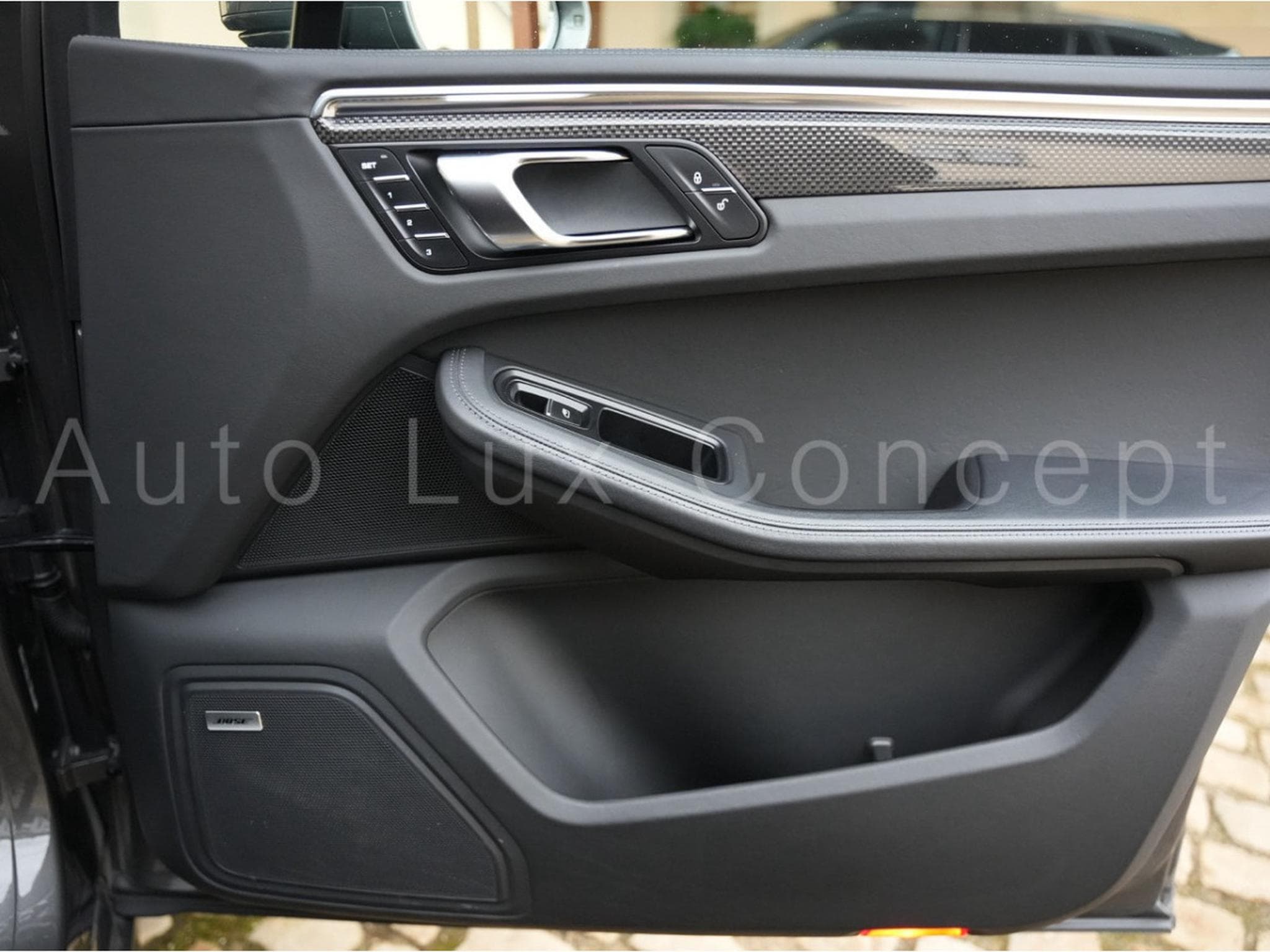 Porsche Macan Turbo (2015) - Photo 25