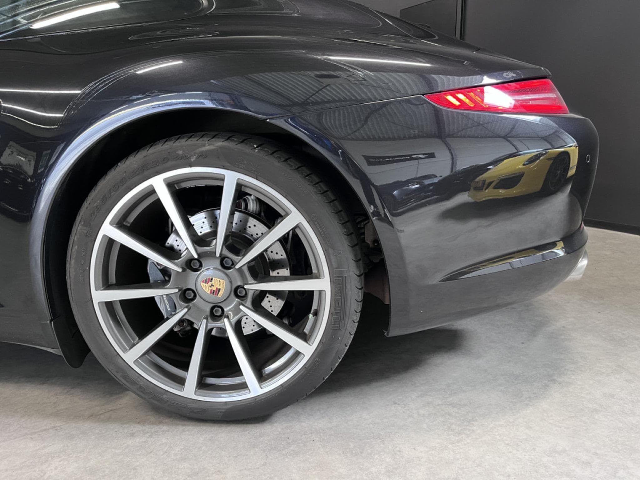 Porsche 911 911 Carrera 2 PDK / Toit ouvrant/20/Keyless-go/BI-Xenon (2013) - Foto 15