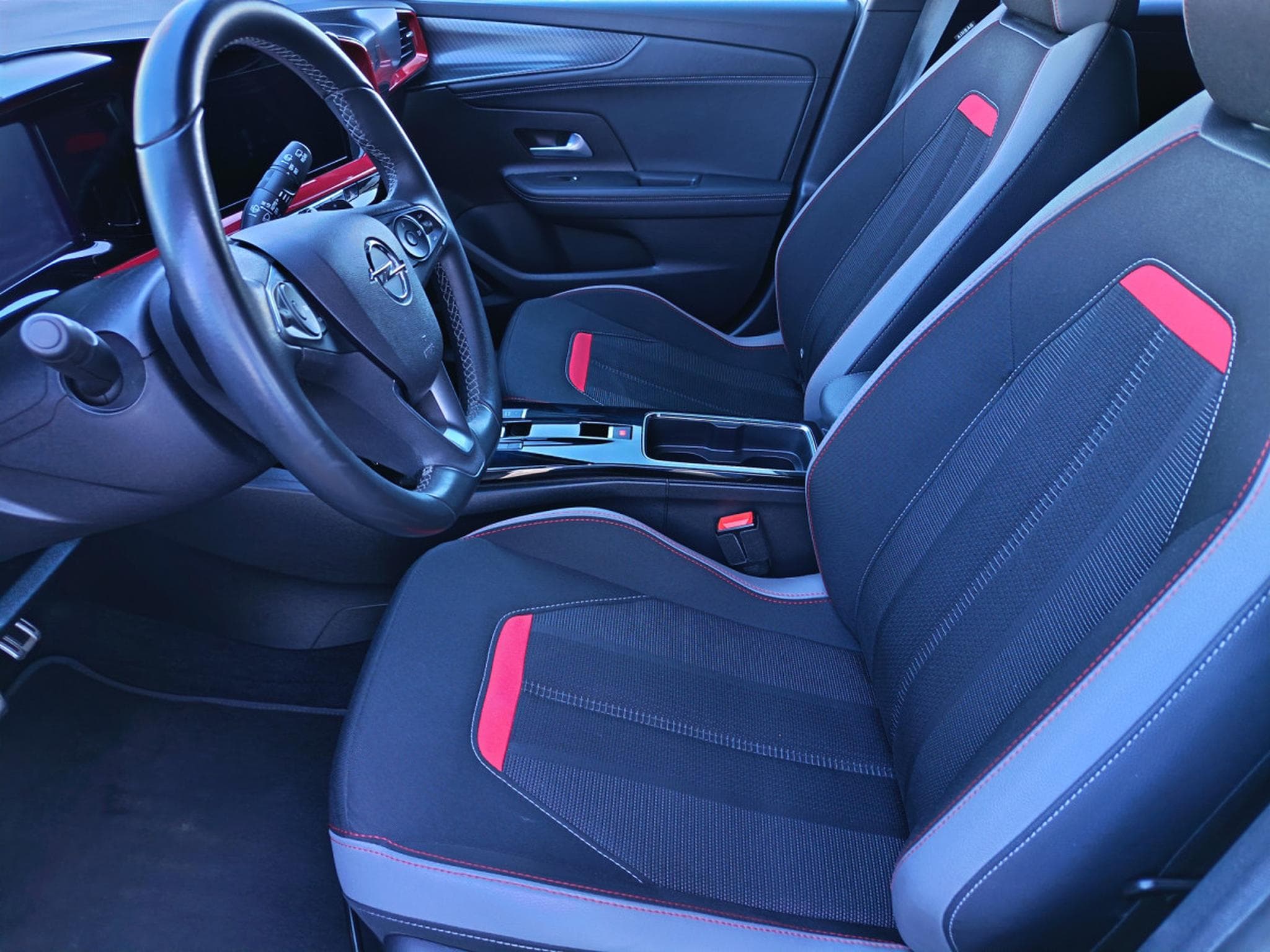 Opel Mokka 1.2 GS-LINE (2023) - Photo 5