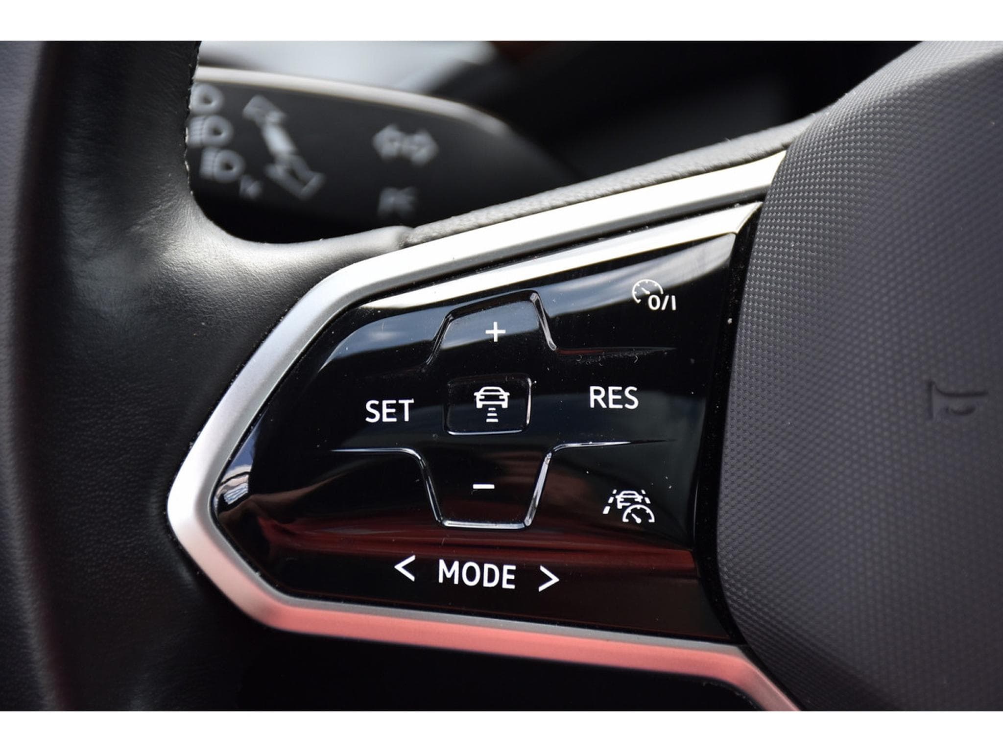 VW ID.4 77 kWh Pro Performance PANO MEMO TRAVEL SIDE CAM360 1° MAIN (2021) - Photo 18