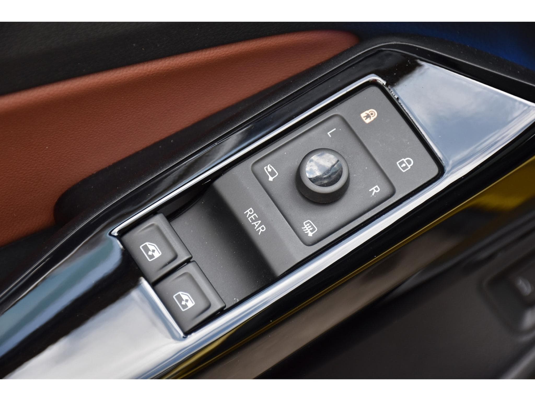 VW ID.4 77 kWh Pro Performance PANO MEMO TRAVEL SIDE CAM360 1° MAIN (2021) - Photo 20