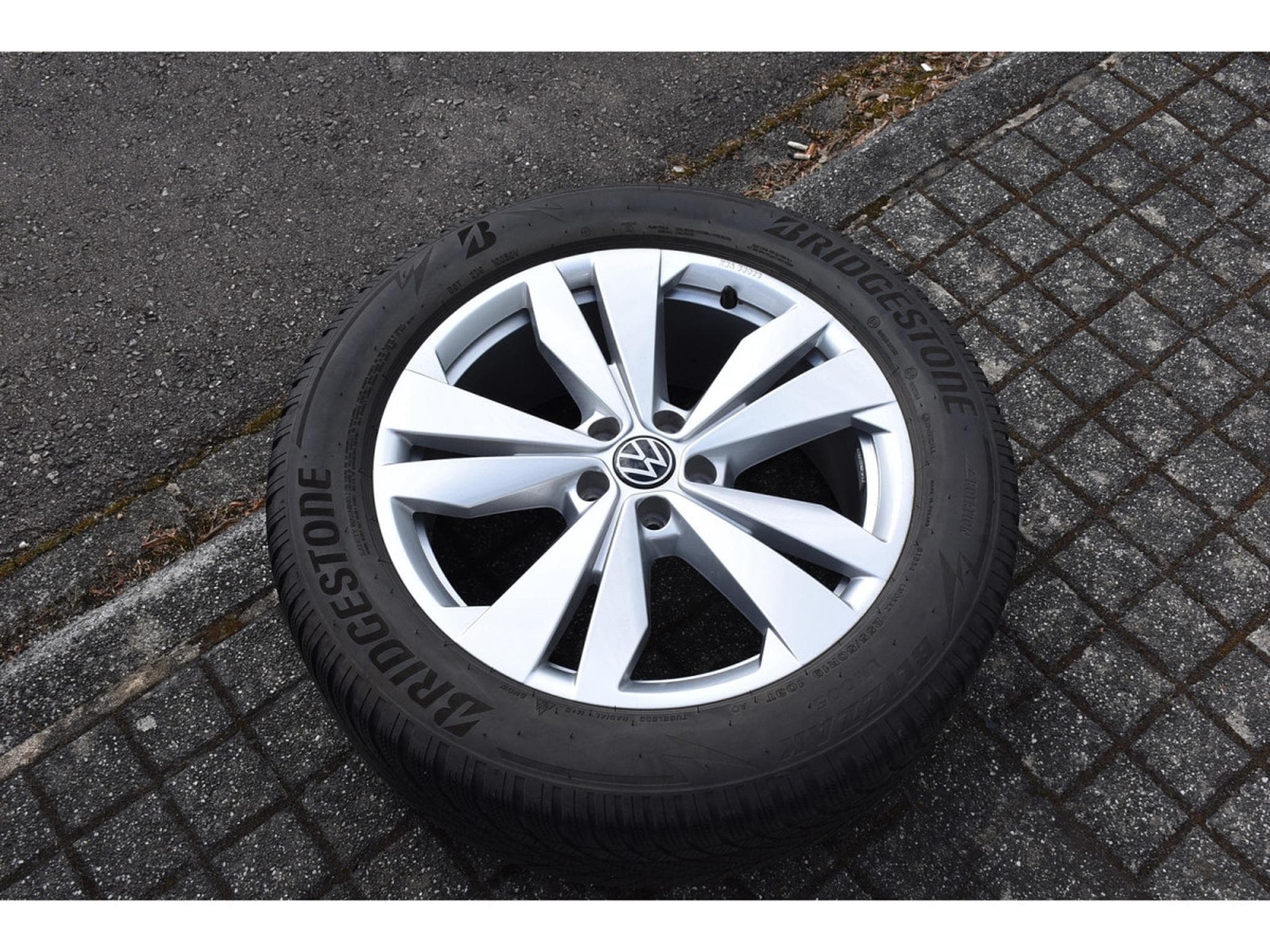 VW ID.4 77 kWh Pro Performance PANO MEMO TRAVEL SIDE CAM360 1° MAIN (2021) - Photo 24
