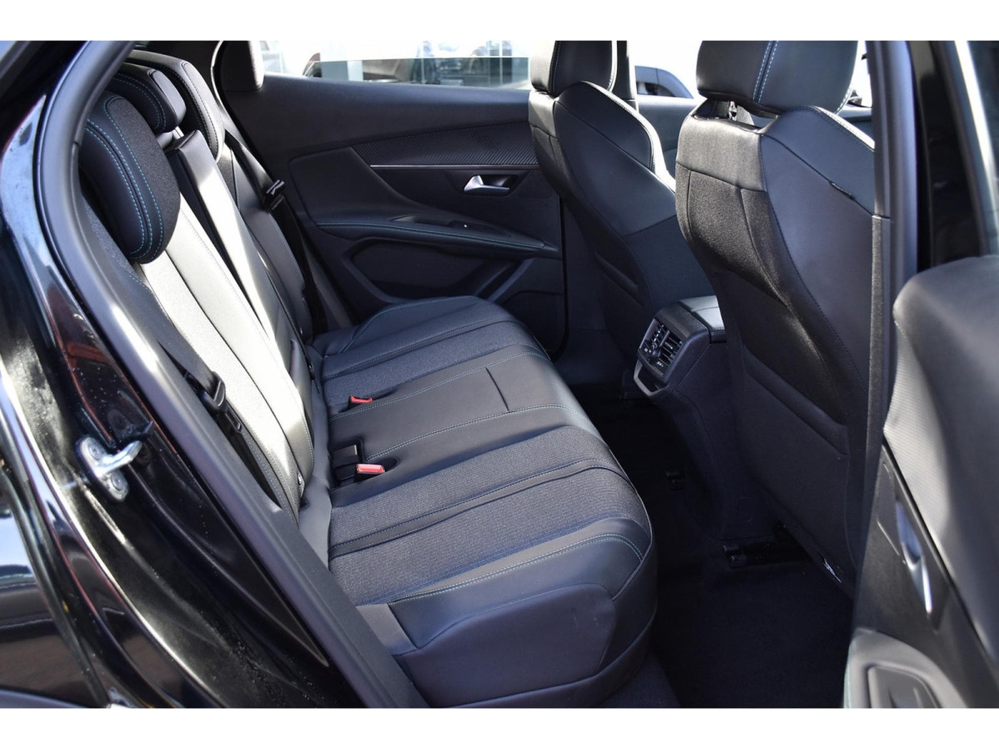 Peugeot 3008 1.6 Hybrid PHEV 180 Allure e-EAT8 ACC LANE SIDE CAM 1° MAIN (2024) - Photo 8