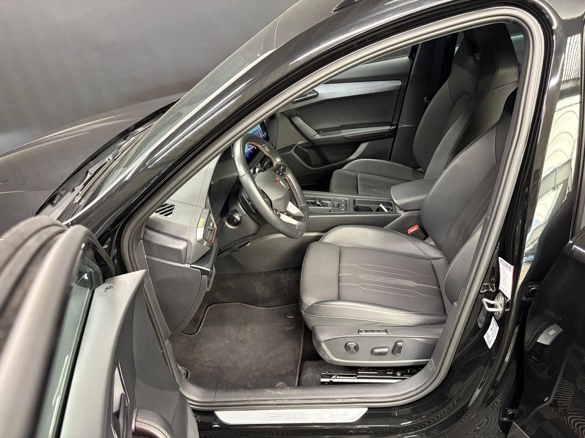Cupra Formentor VZ PHEV 245cv CARPLAY/CAMERA360/ATTELAGE (2022) - Photo 14