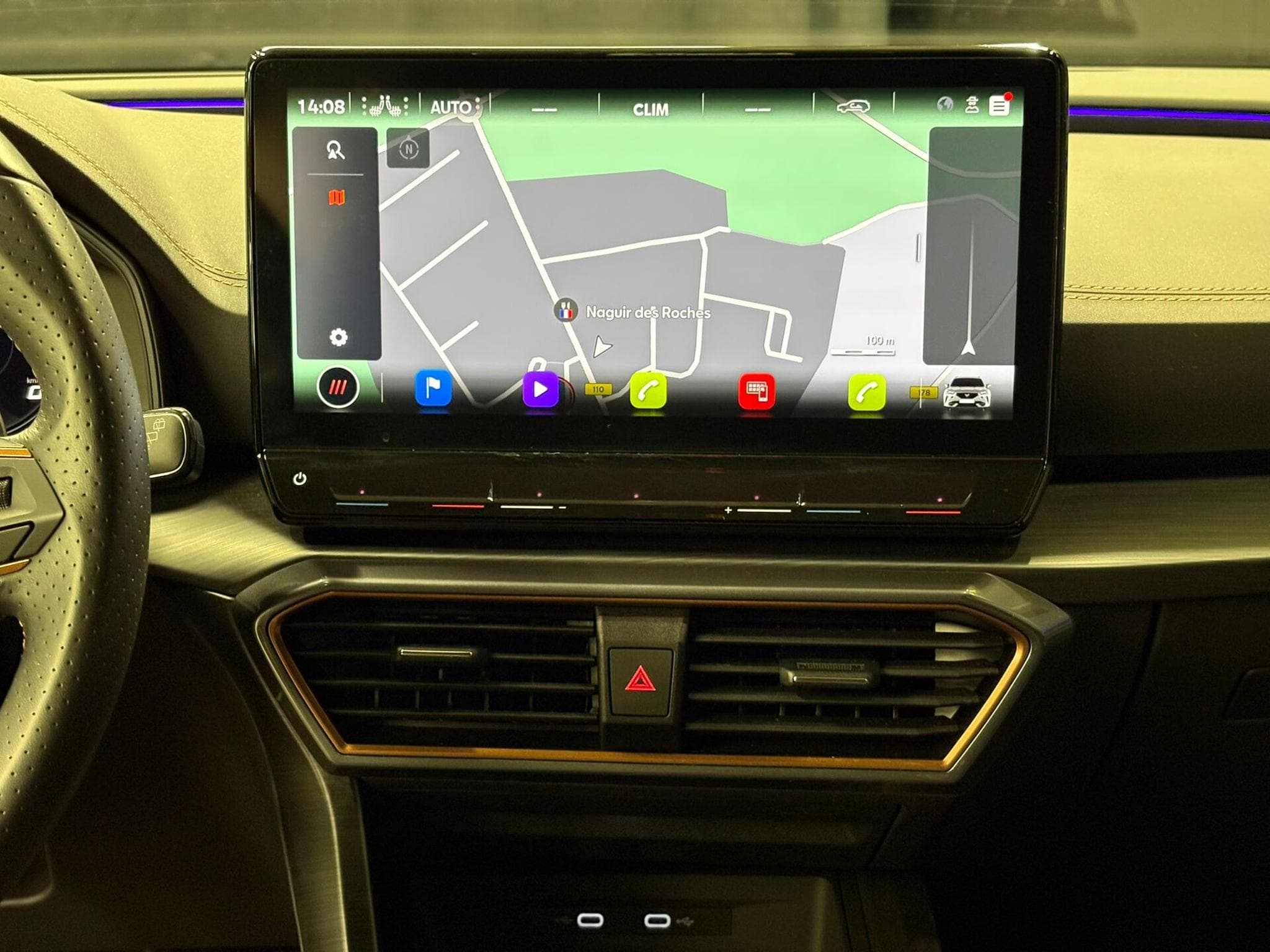 Cupra Formentor VZ 2.0 TSI 245cv - Tribe Edition (2023) - Photo 10