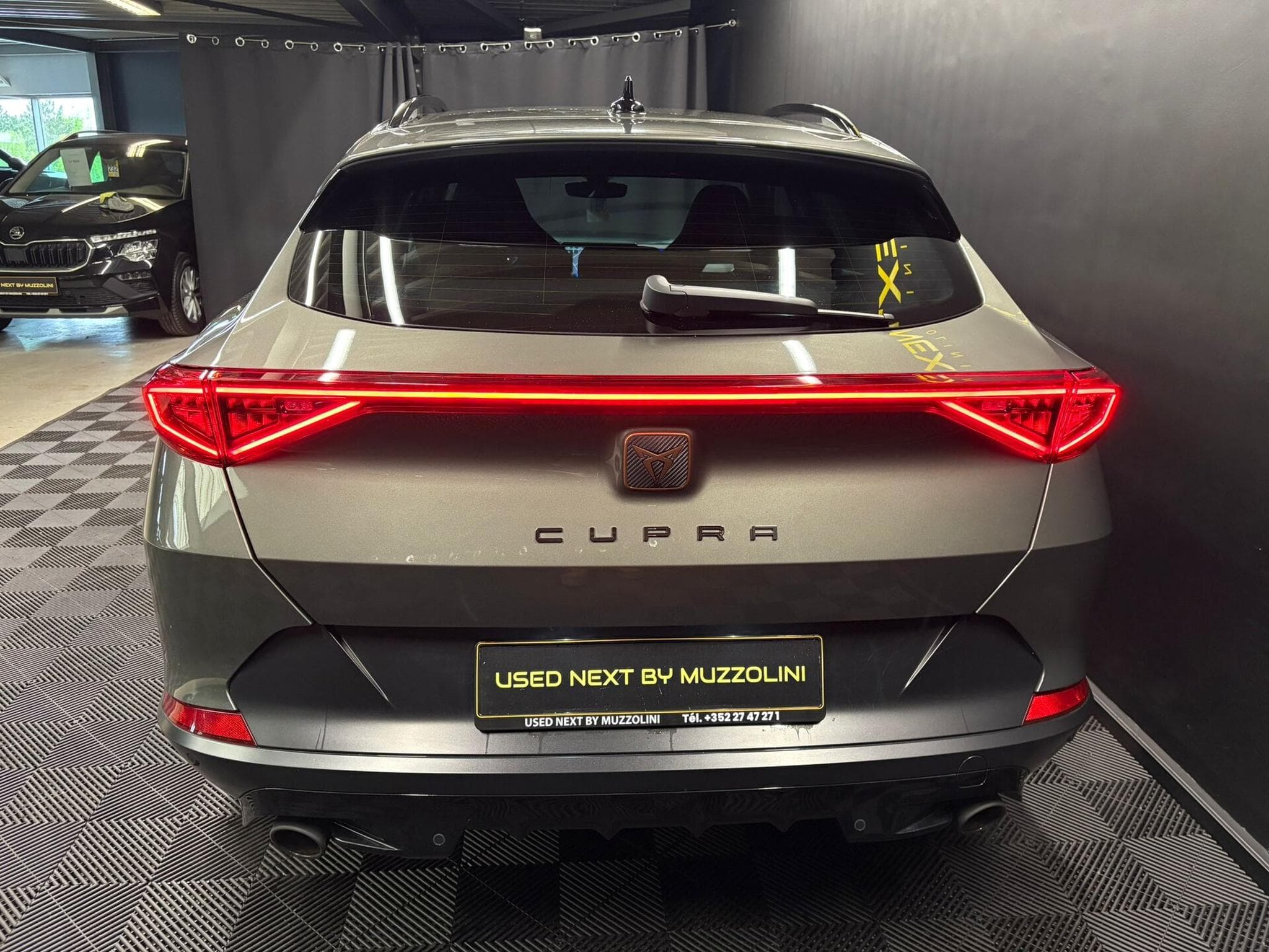 Cupra Formentor VZ 2.0 TSI 245cv - Tribe Edition (2023) - Photo 3