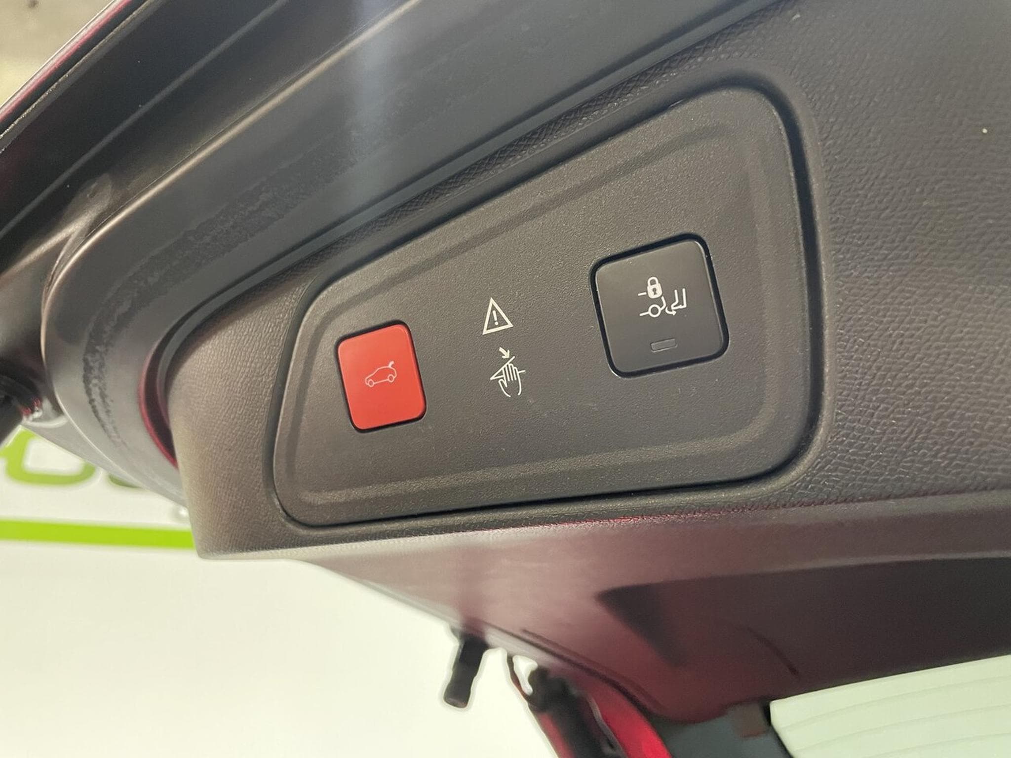 Peugeot 3008 1.6 HDI 120 EAT ALLURE I-COCKPIT GPS (2017) - Photo 11
