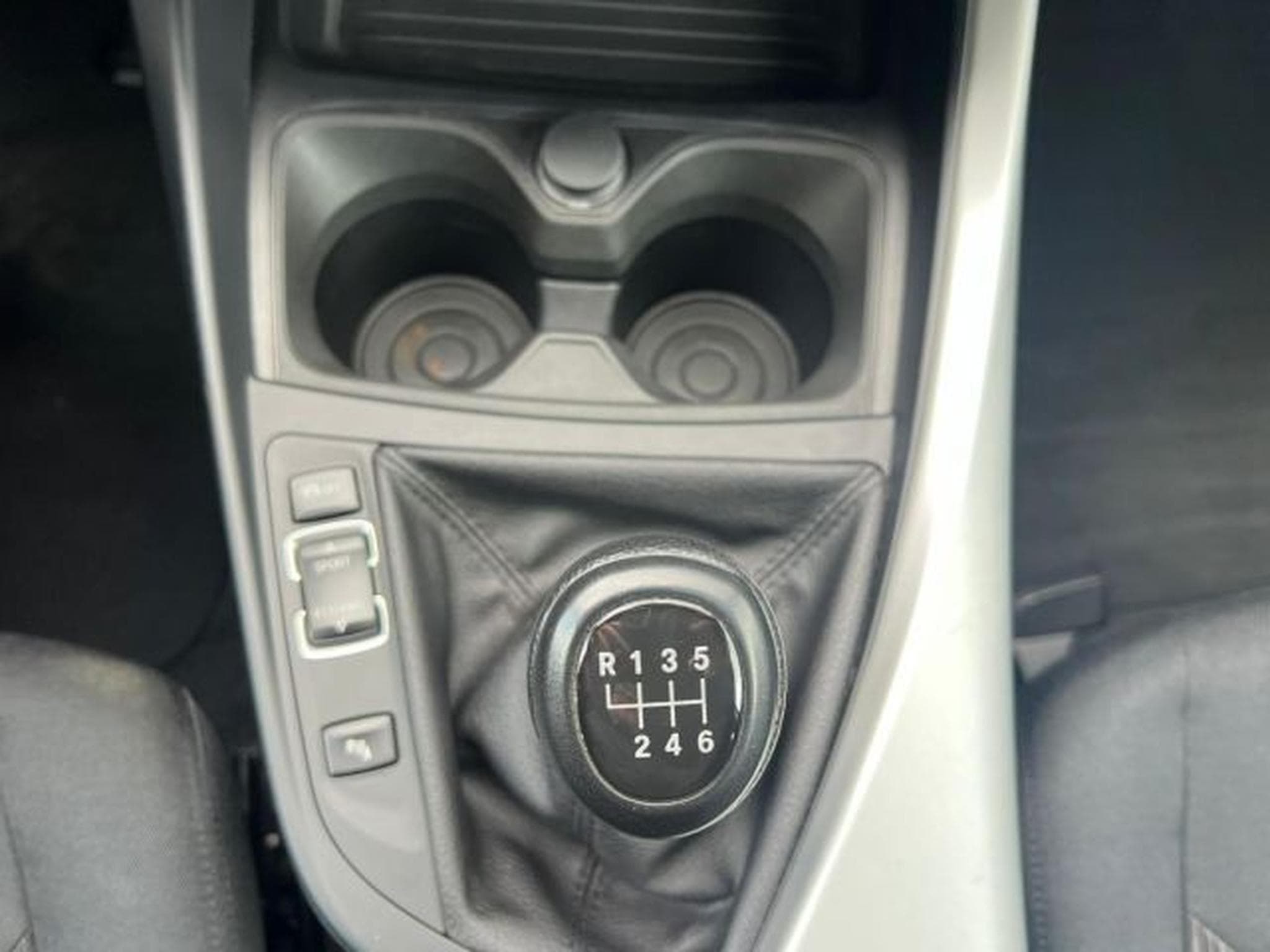 BMW 116 116i KLIMA,ESP,PDC,BI-XENON,START/STOPP Klima (2012) - Photo 14
