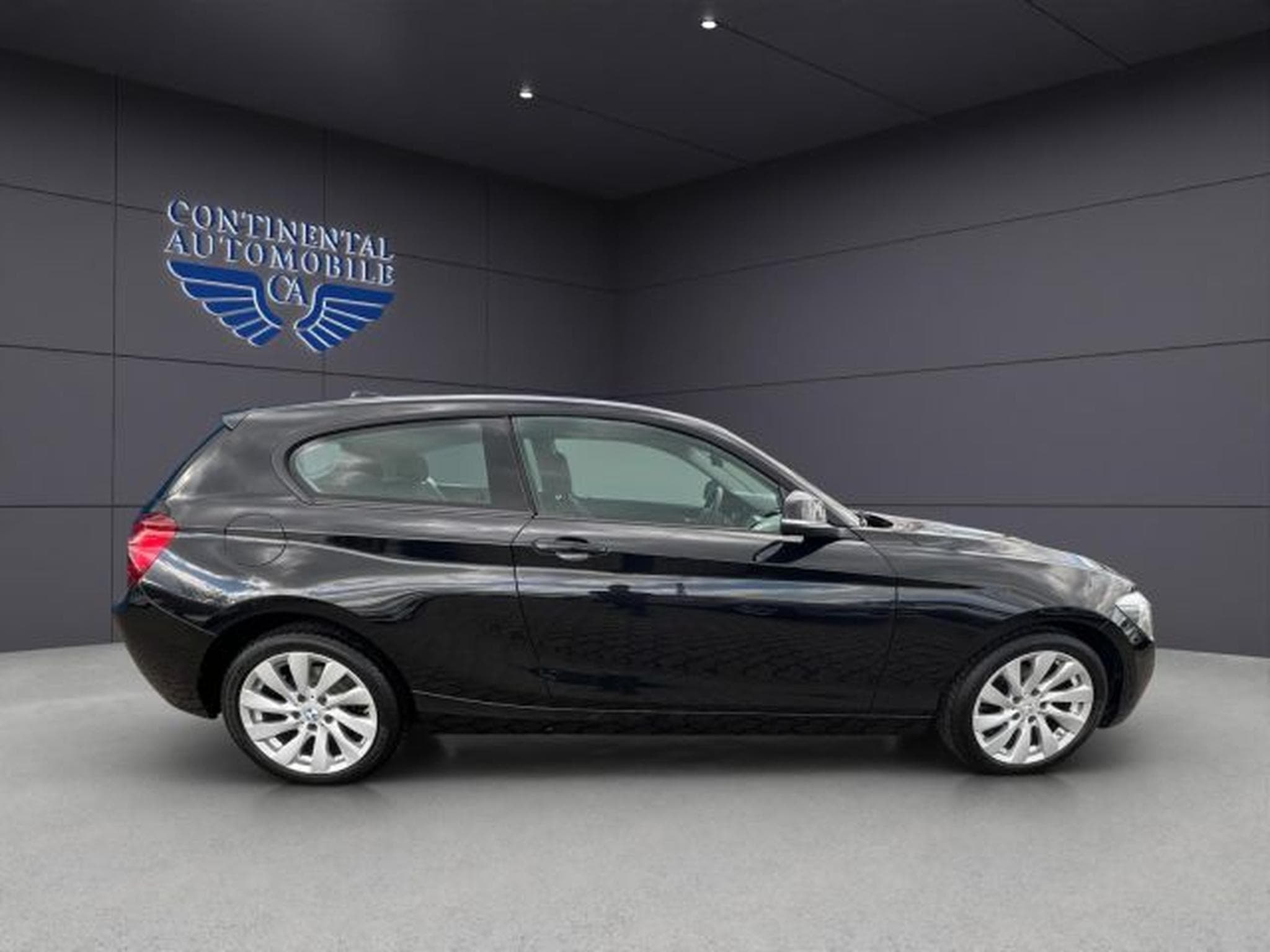 BMW 116 116i KLIMA,ESP,PDC,BI-XENON,START/STOPP Klima (2012) - Photo 2