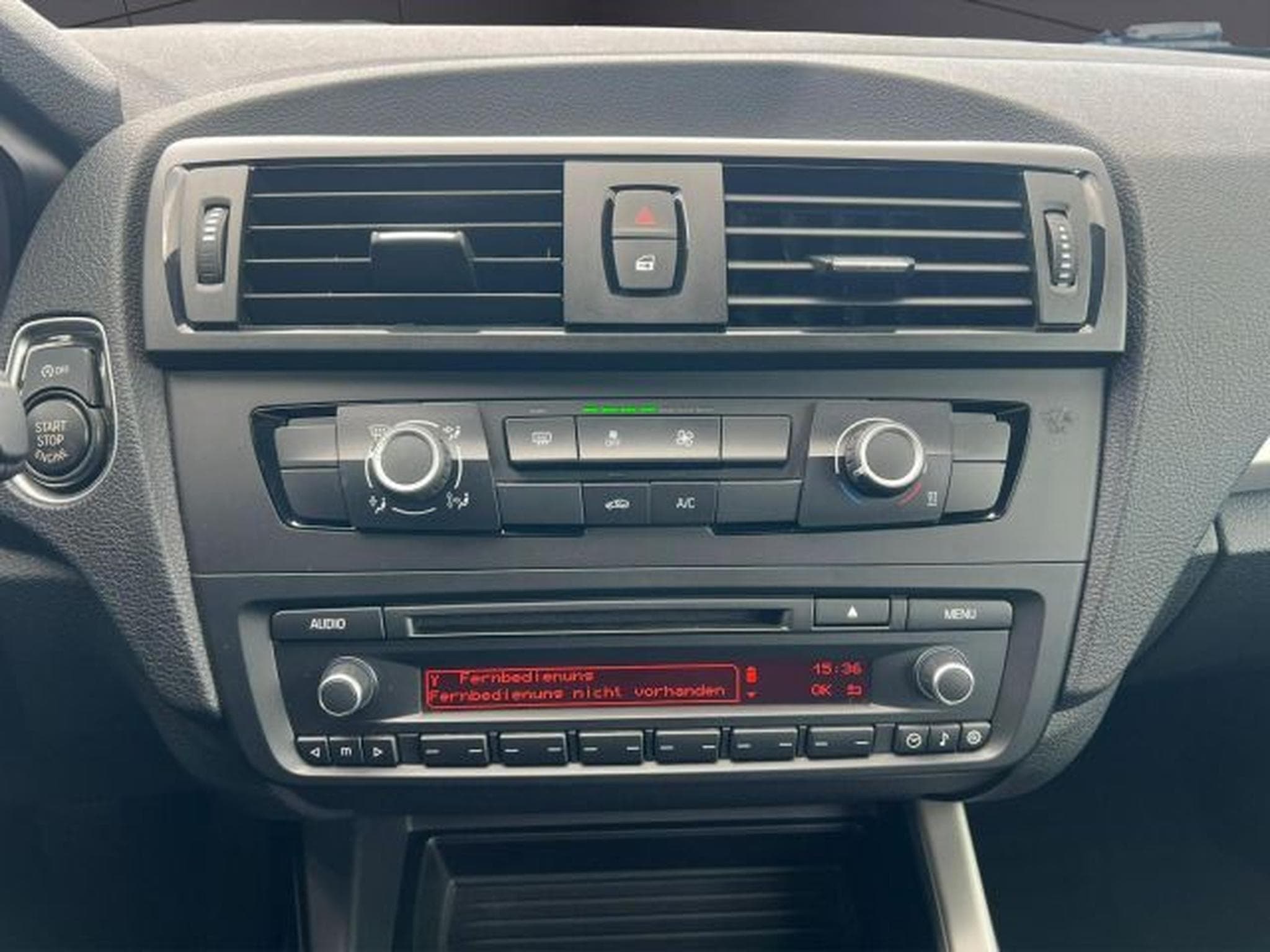 BMW 116 116i KLIMA,ESP,PDC,BI-XENON,START/STOPP Klima (2012) - Photo 8