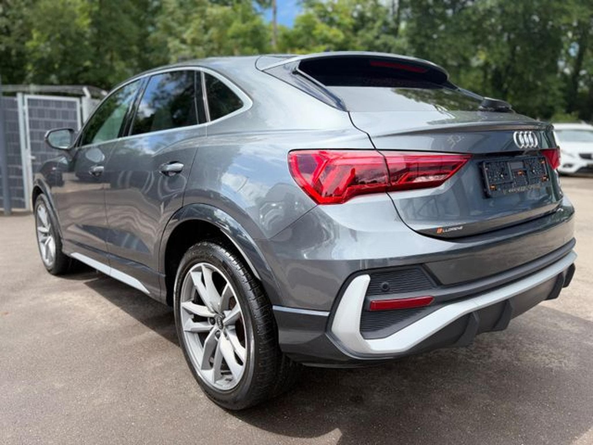 Audi Q3 Q3 SPORTBACK S-LINE*QUATTRO*AUT*LED*KAMERA*2.HD (2022) - Photo 10