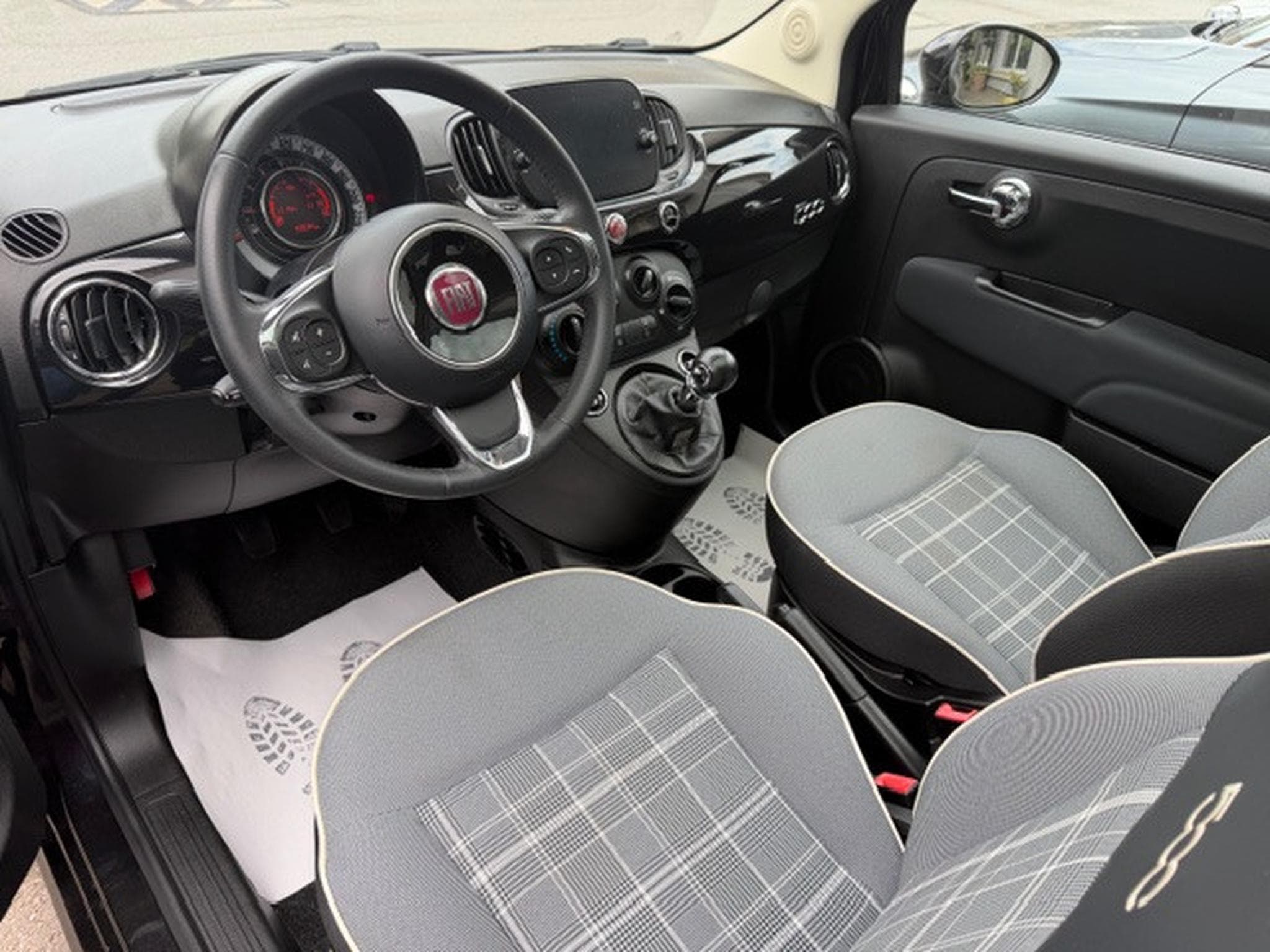 Fiat 500 1.2 Lounge (2018) - Foto 3