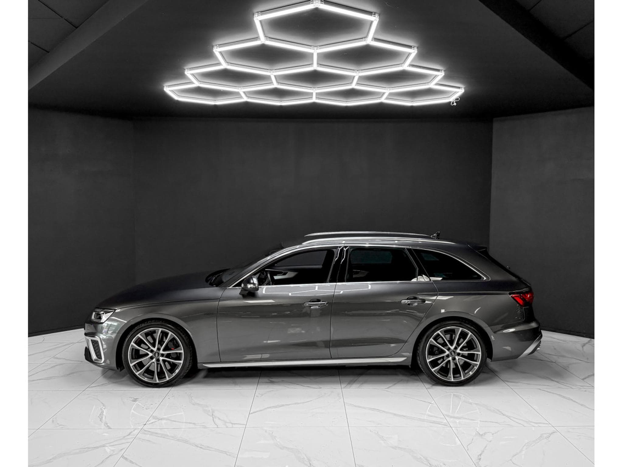 Audi S4 Avant 3.0 TDI Quattro (2022) - Photo 2