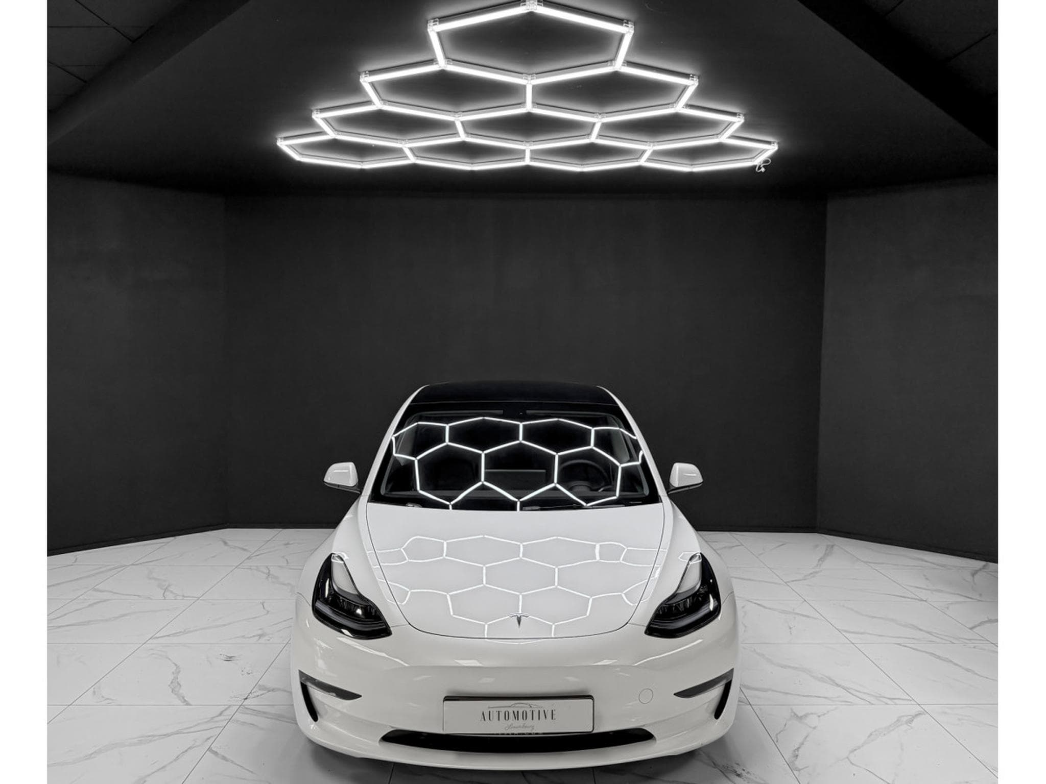 Tesla Model 3 Long Range RWD (2023) - Photo 8
