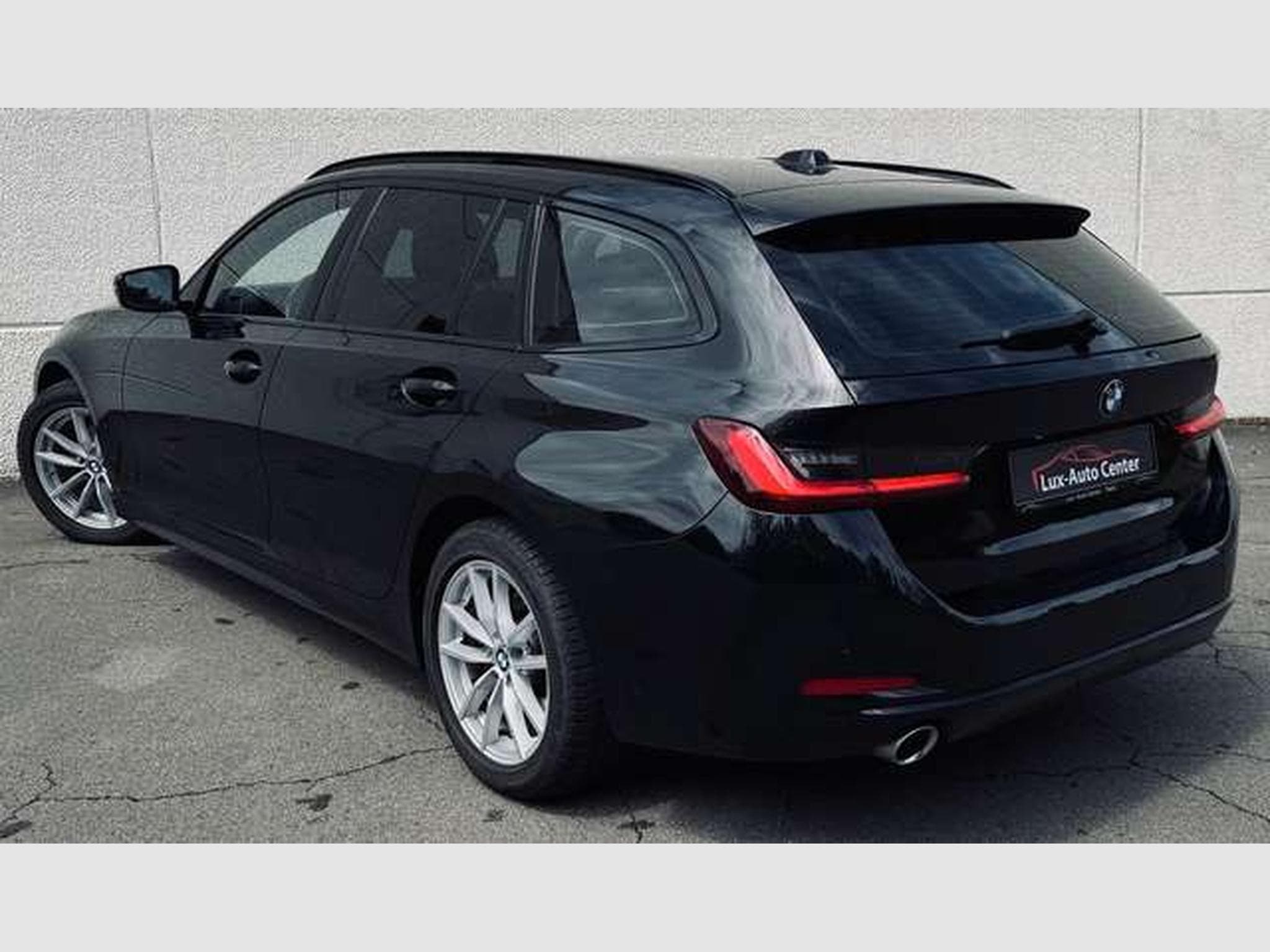 BMW 318 Touring 318 dA MHEV (2023) - Foto 7