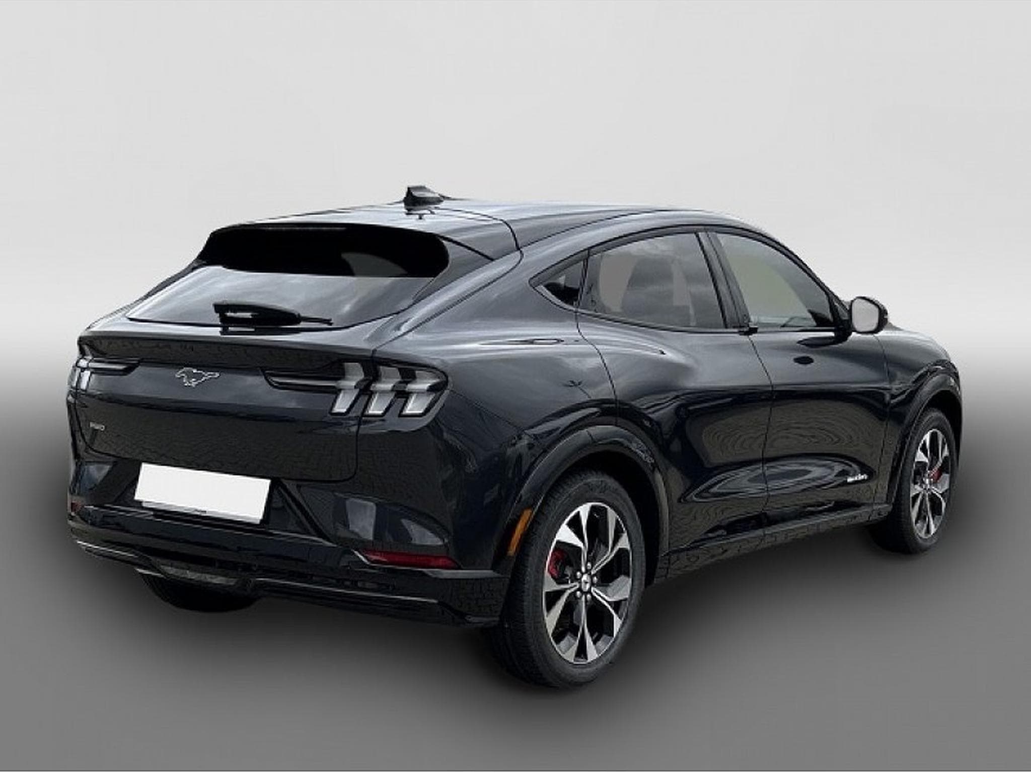 Ford Mustang Mach-E (2022) - Foto 4