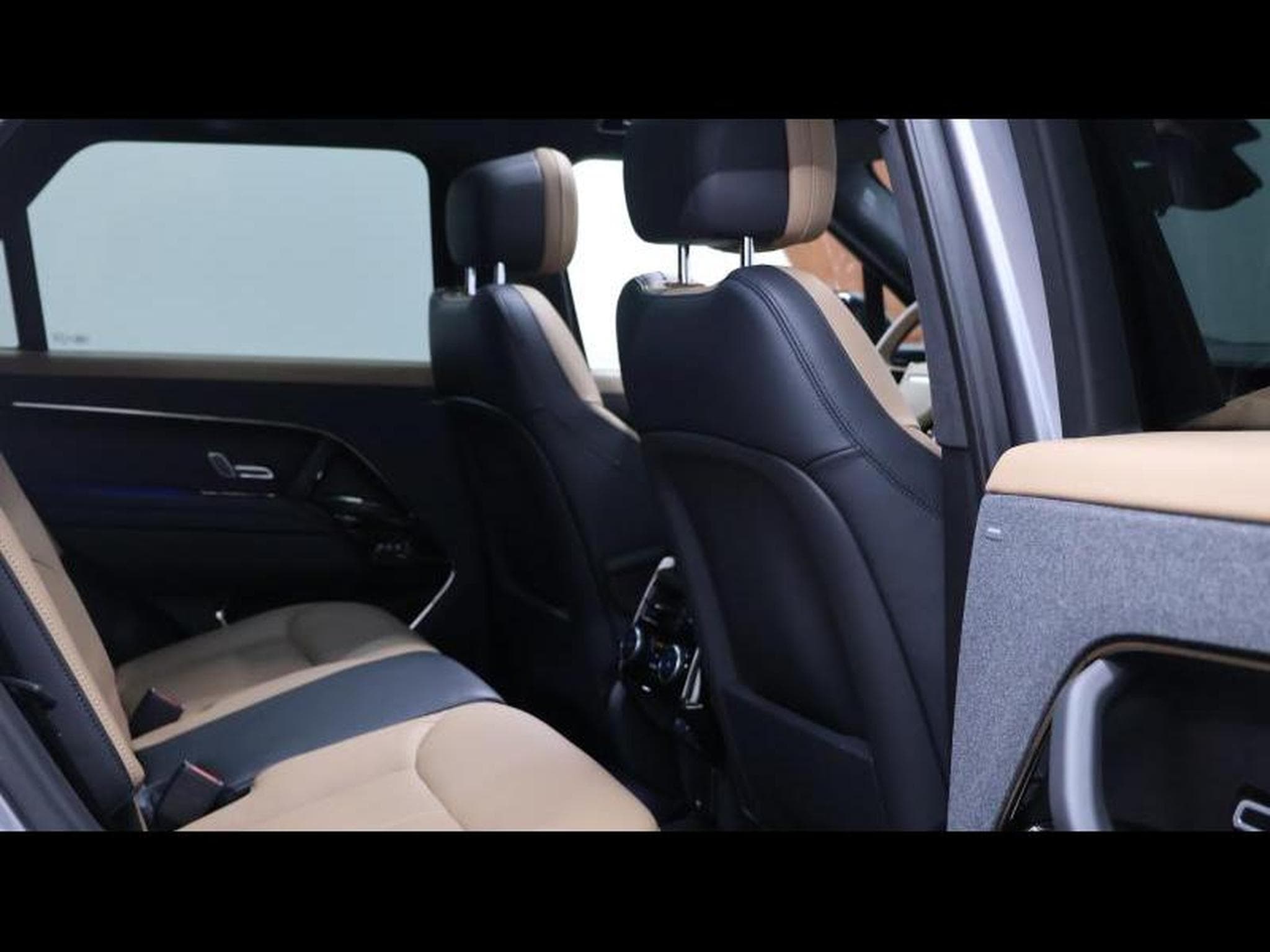 Land-Rover Range Rover Sport P510e Autobiography AWD Auto (2023) - Photo 11