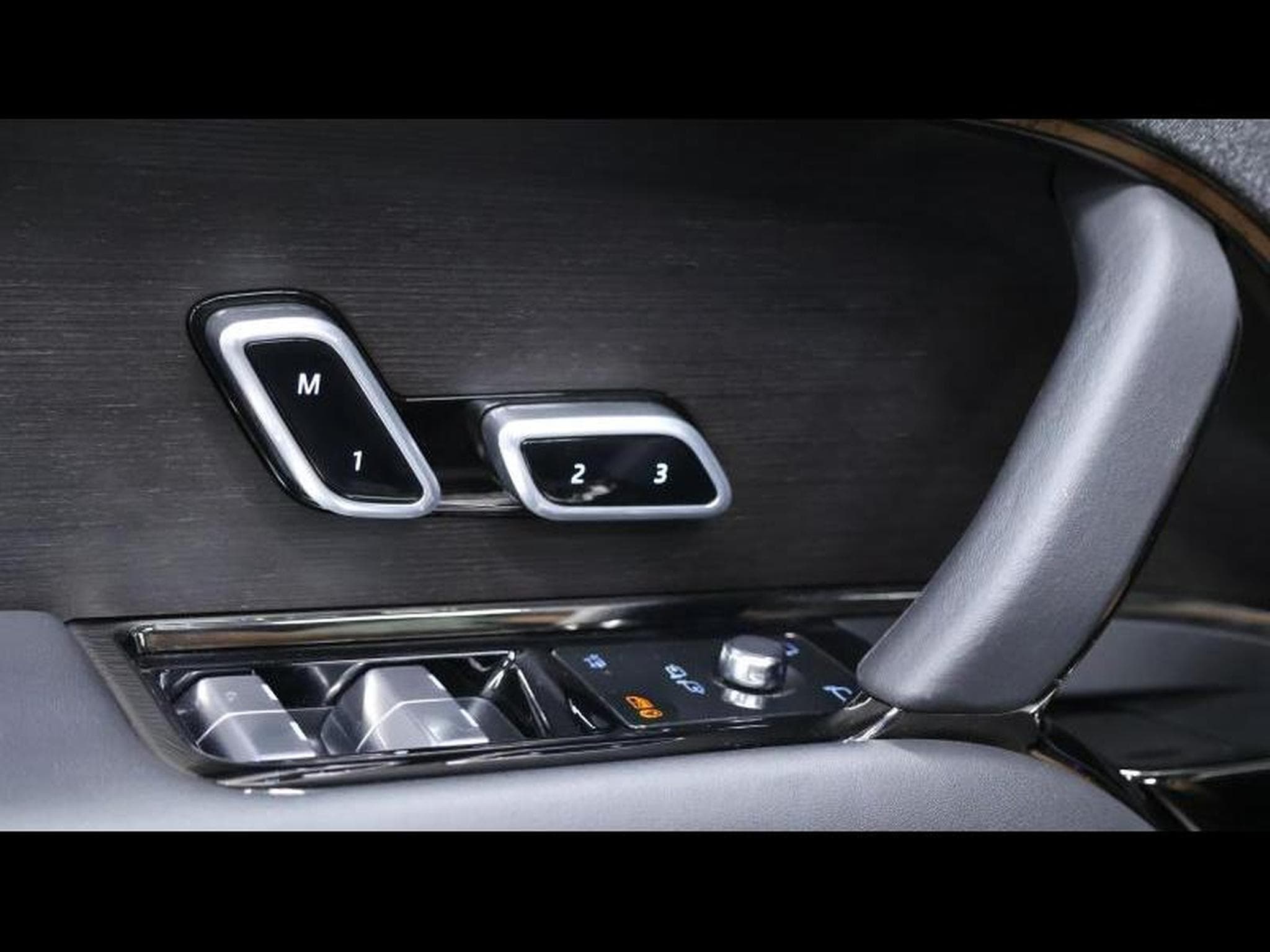Land-Rover Range Rover Sport P510e Autobiography AWD Auto (2023) - Photo 26
