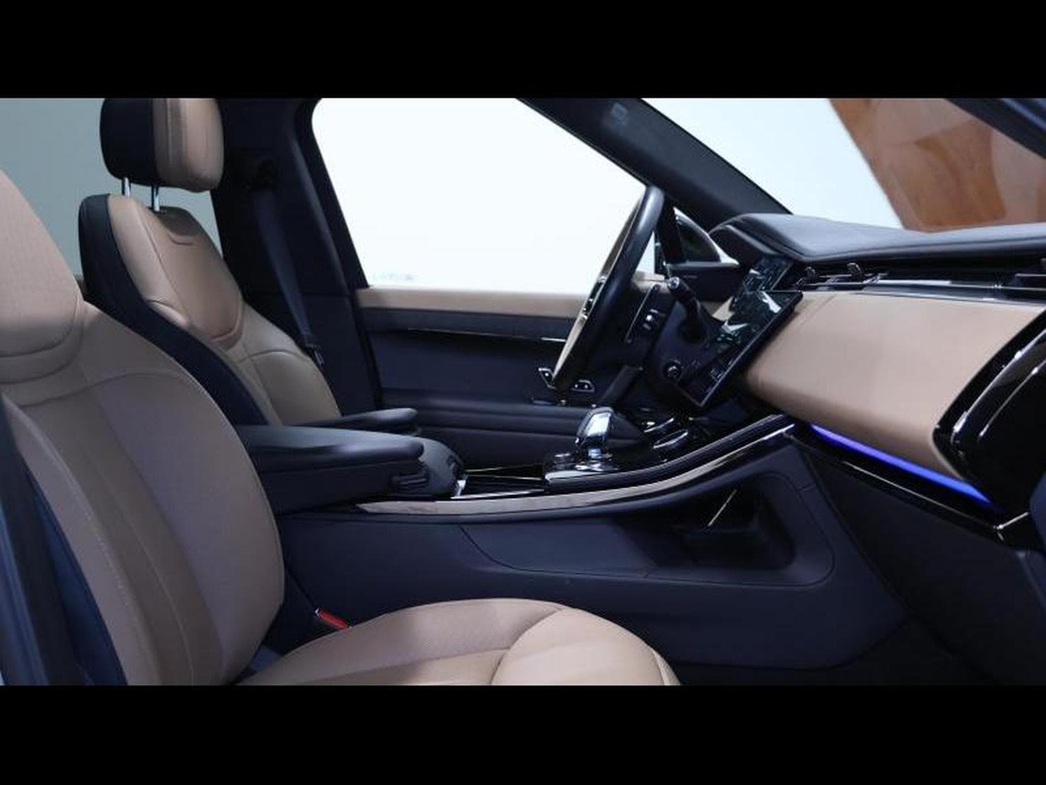 Land-Rover Range Rover Sport P510e Autobiography AWD Auto (2023) - Photo 9