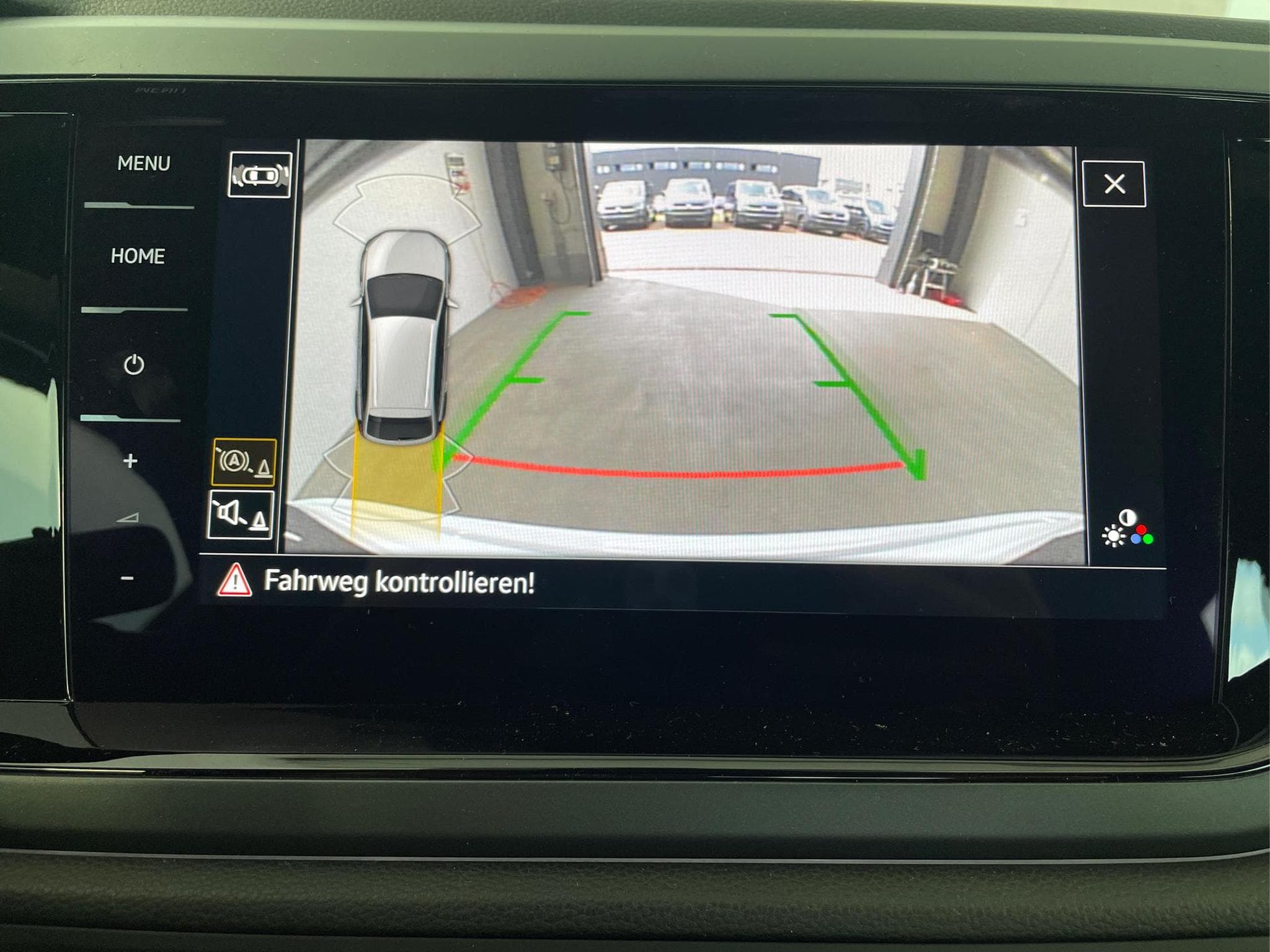VW Taigo R-Line (2024) - Photo 13