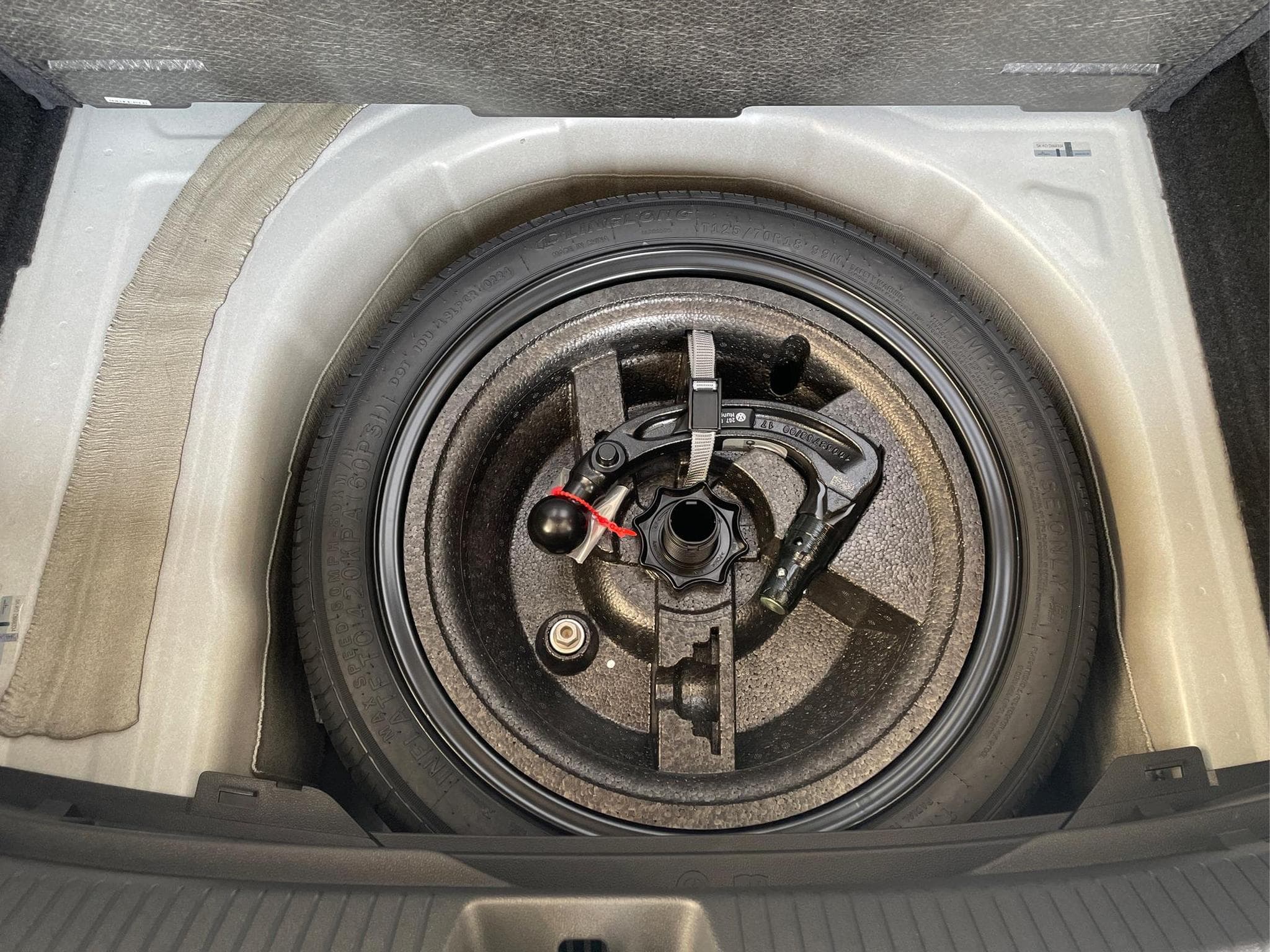 VW Taigo R-Line (2024) - Photo 20