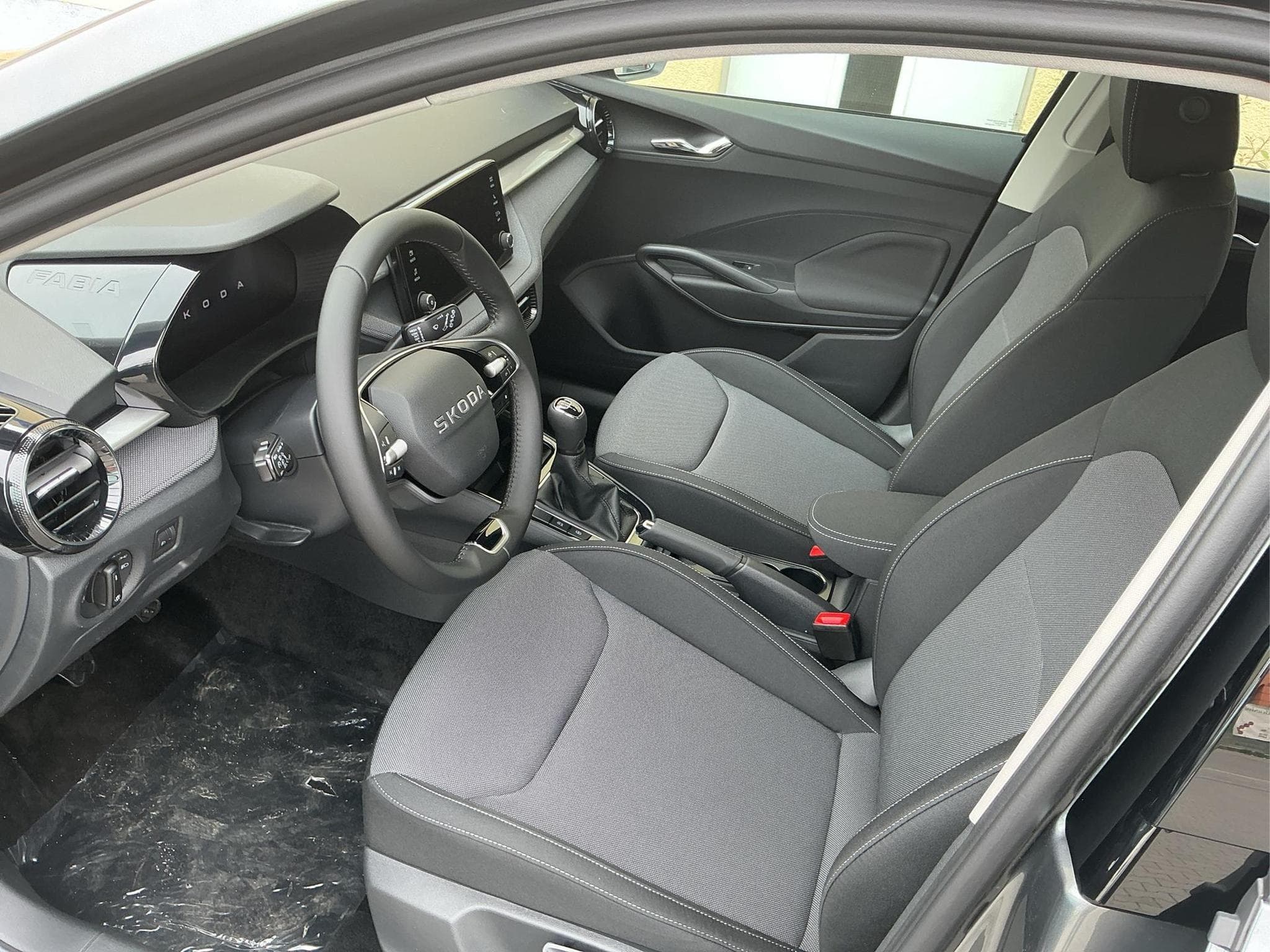 Skoda Fabia Classic 5J. Garantie (2026) - Photo 10